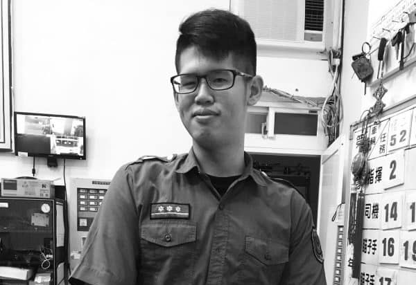 陳柏翰為「照顧媽媽」調回屏東　妹悲痛：不用當英雄那麼偉大