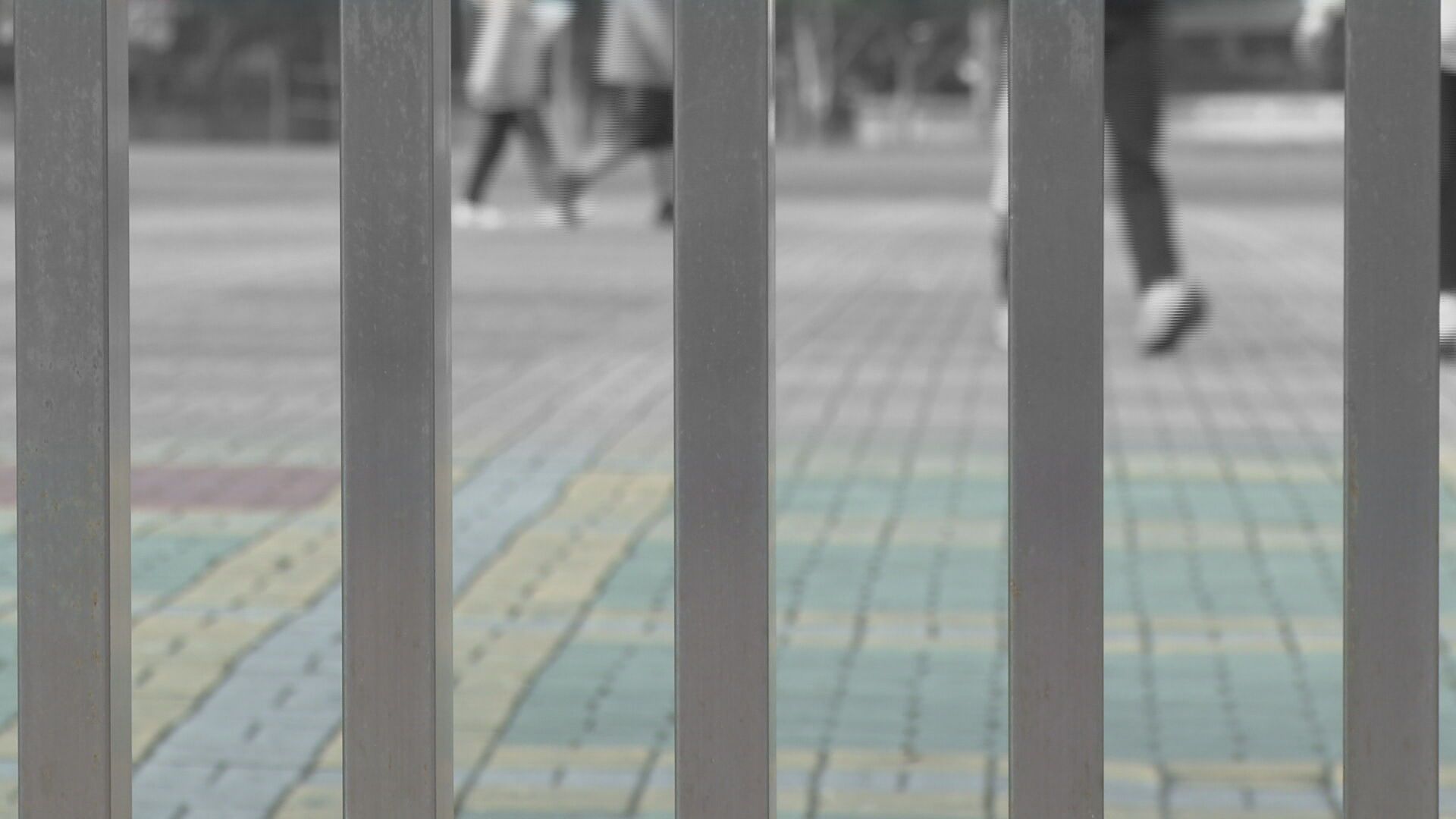 校園割頸案開庭　「乾哥」女律師警告犯保人員別與記者接觸