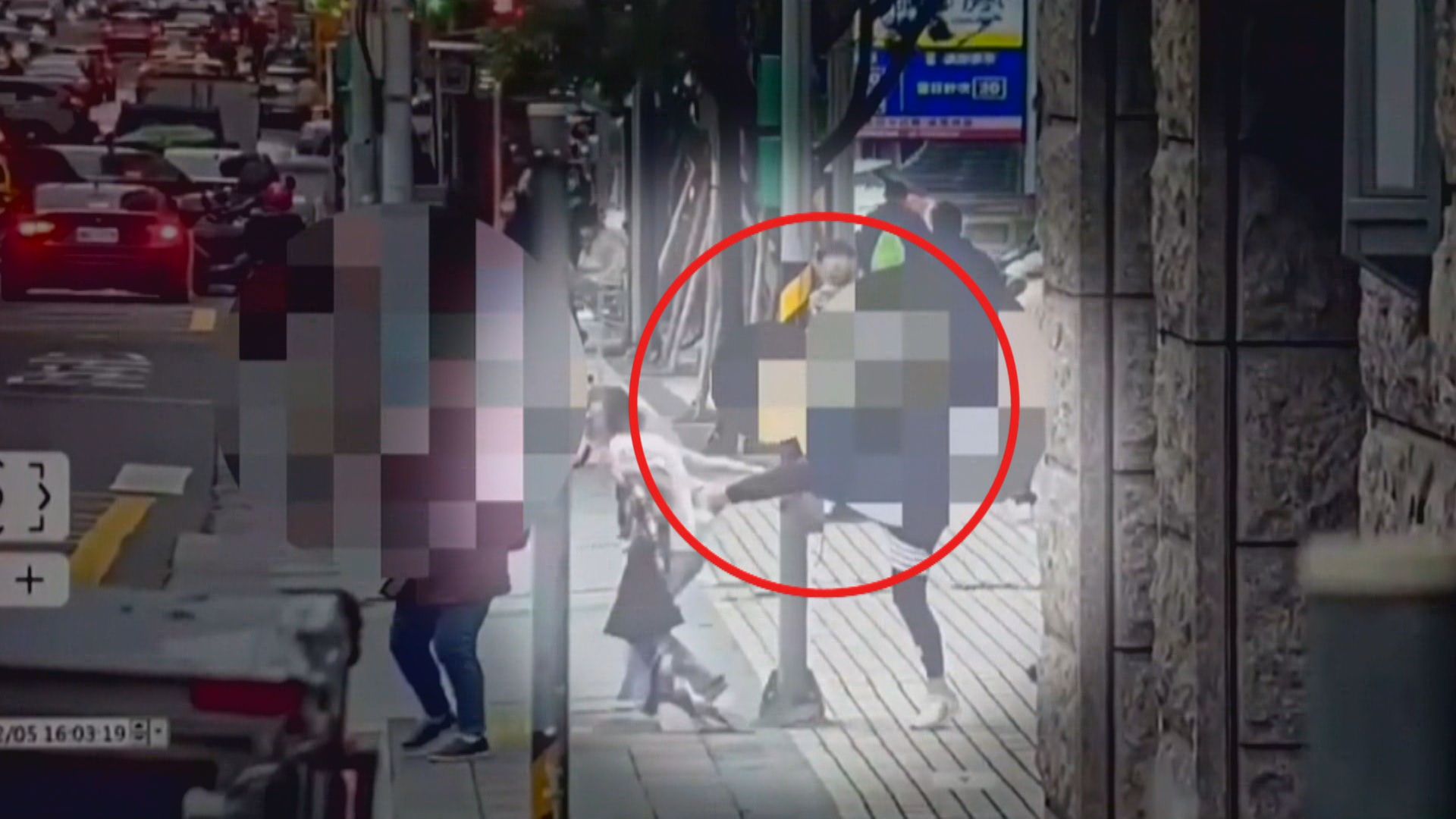 網紅陳沂遭當街毆打　頭部、耳朵掛彩險破相