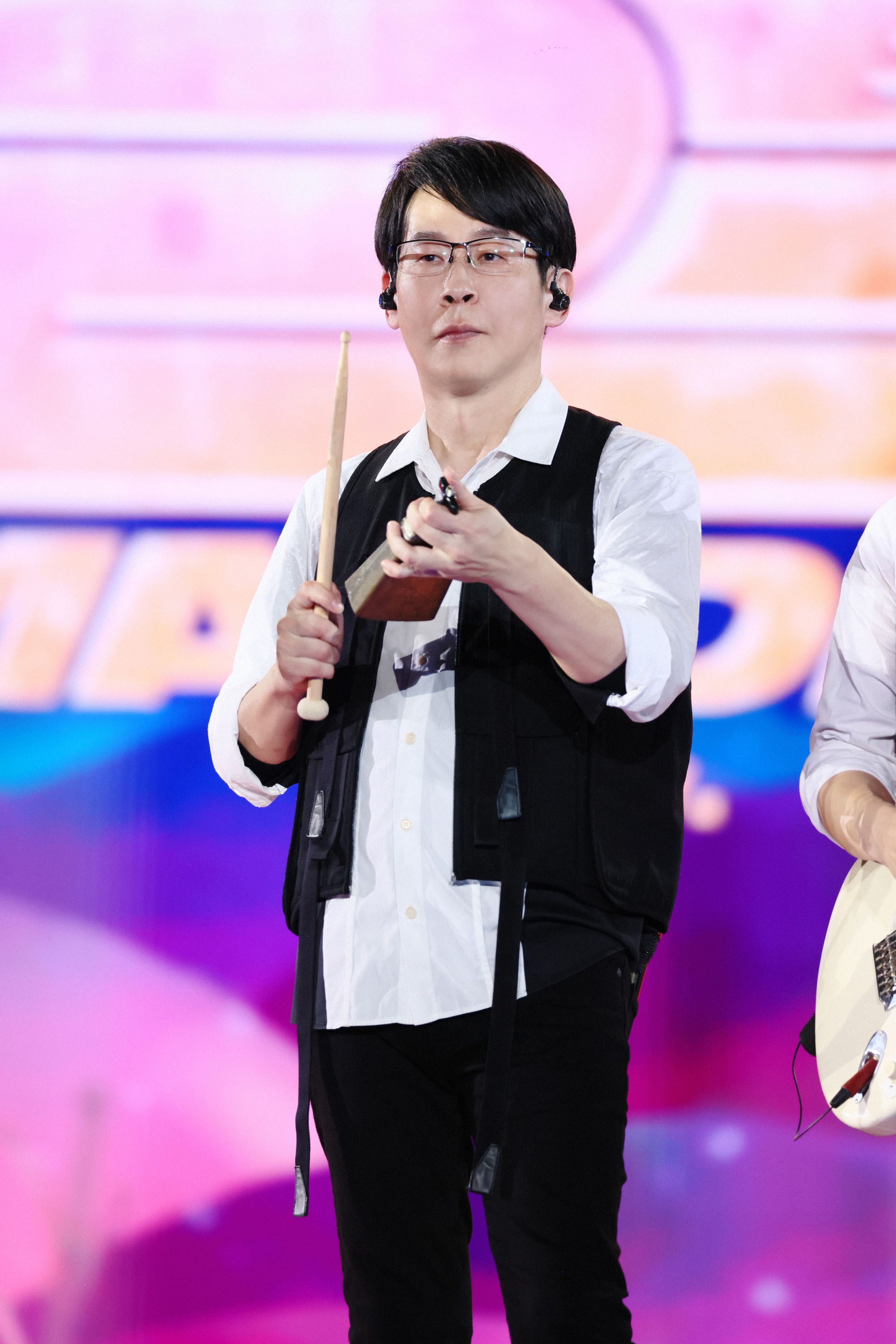 50歲的冠佑被大叔話題纏上   相信音樂提供