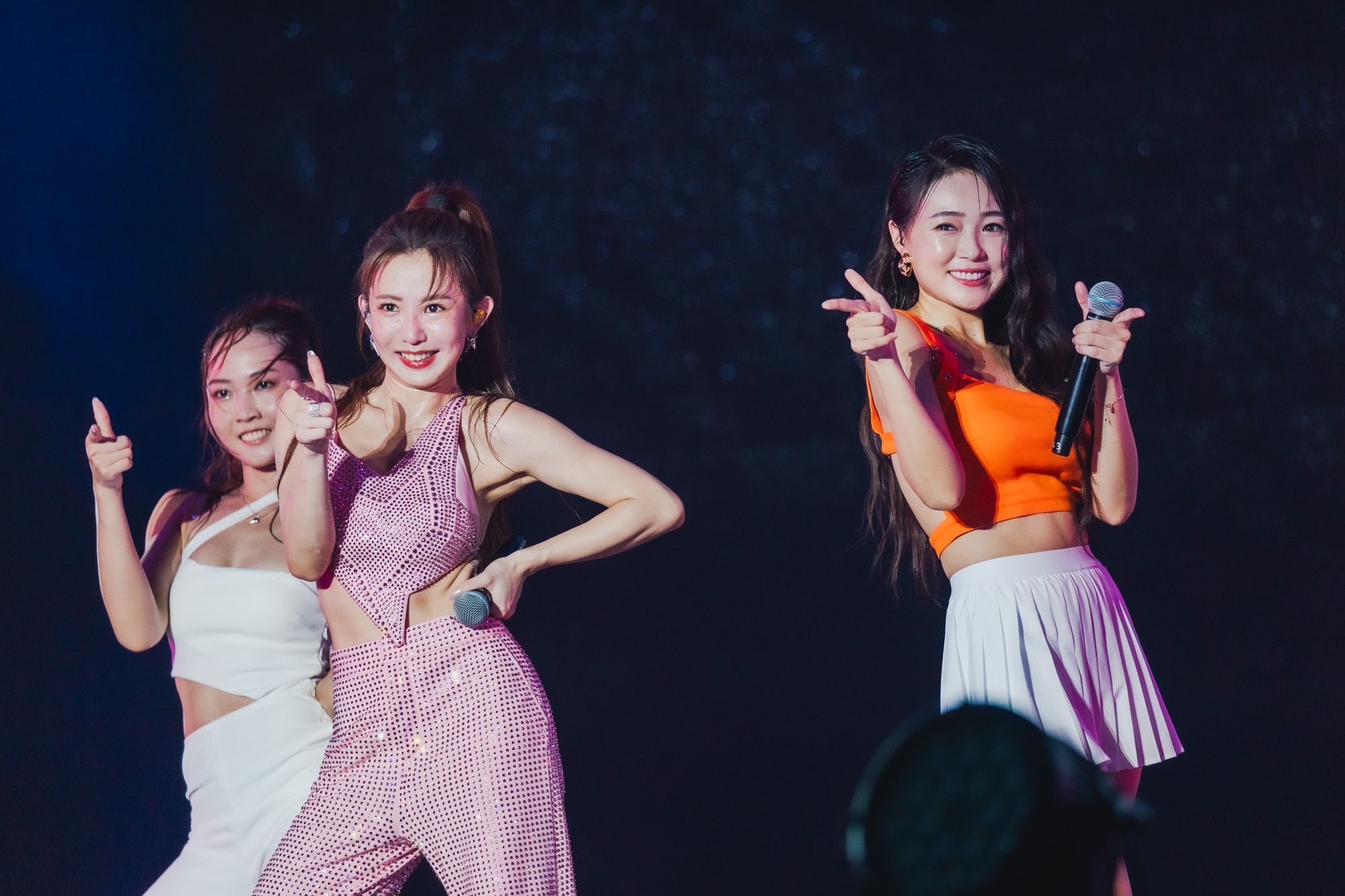 郭書瑤性感開唱驚見丫頭　FTISLAND、燦烈、泰民啤酒節尬人氣