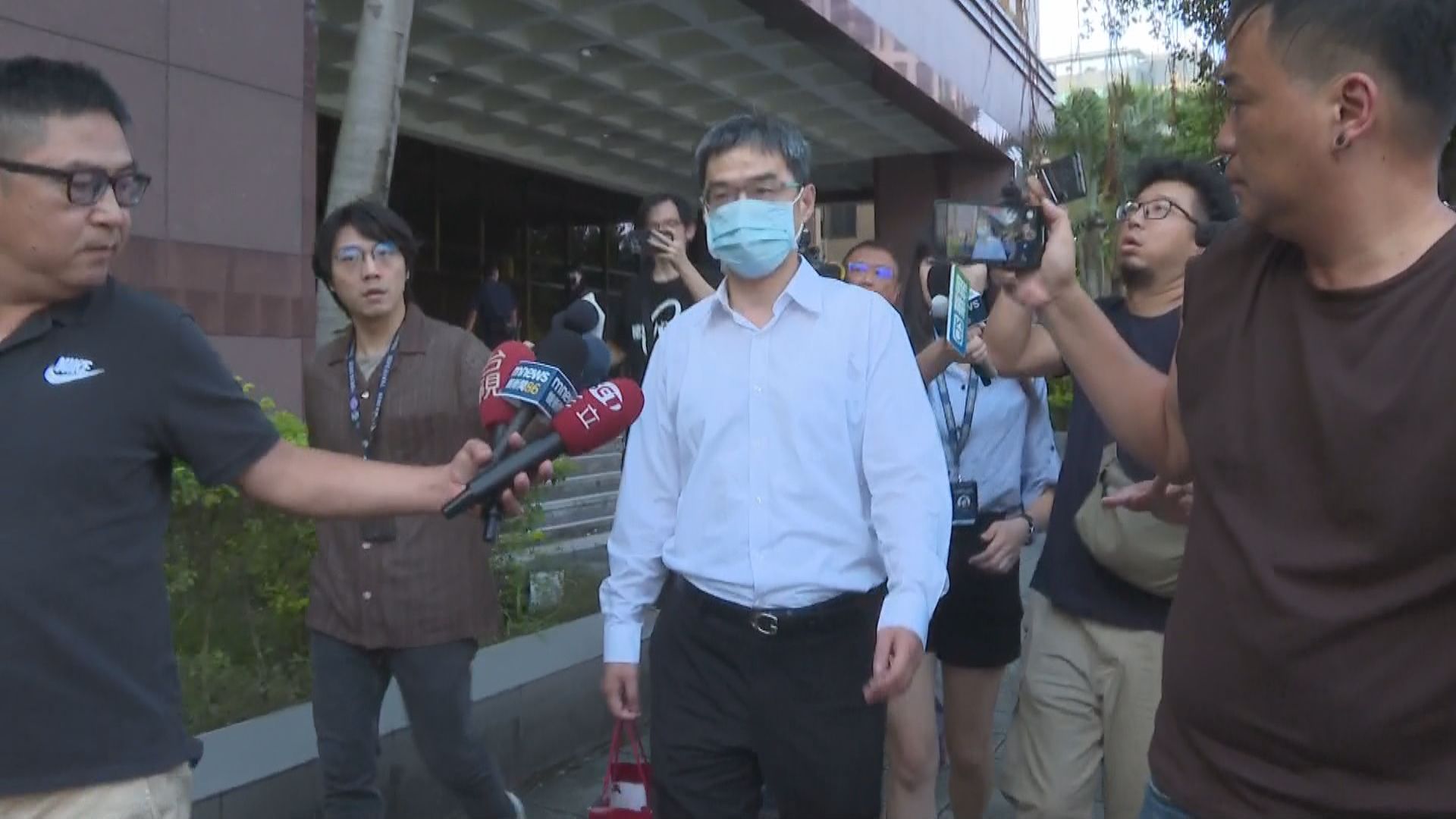 端木正出庭柯文哲政治獻金案　不認罪緊咬「依李文娟指示登打」