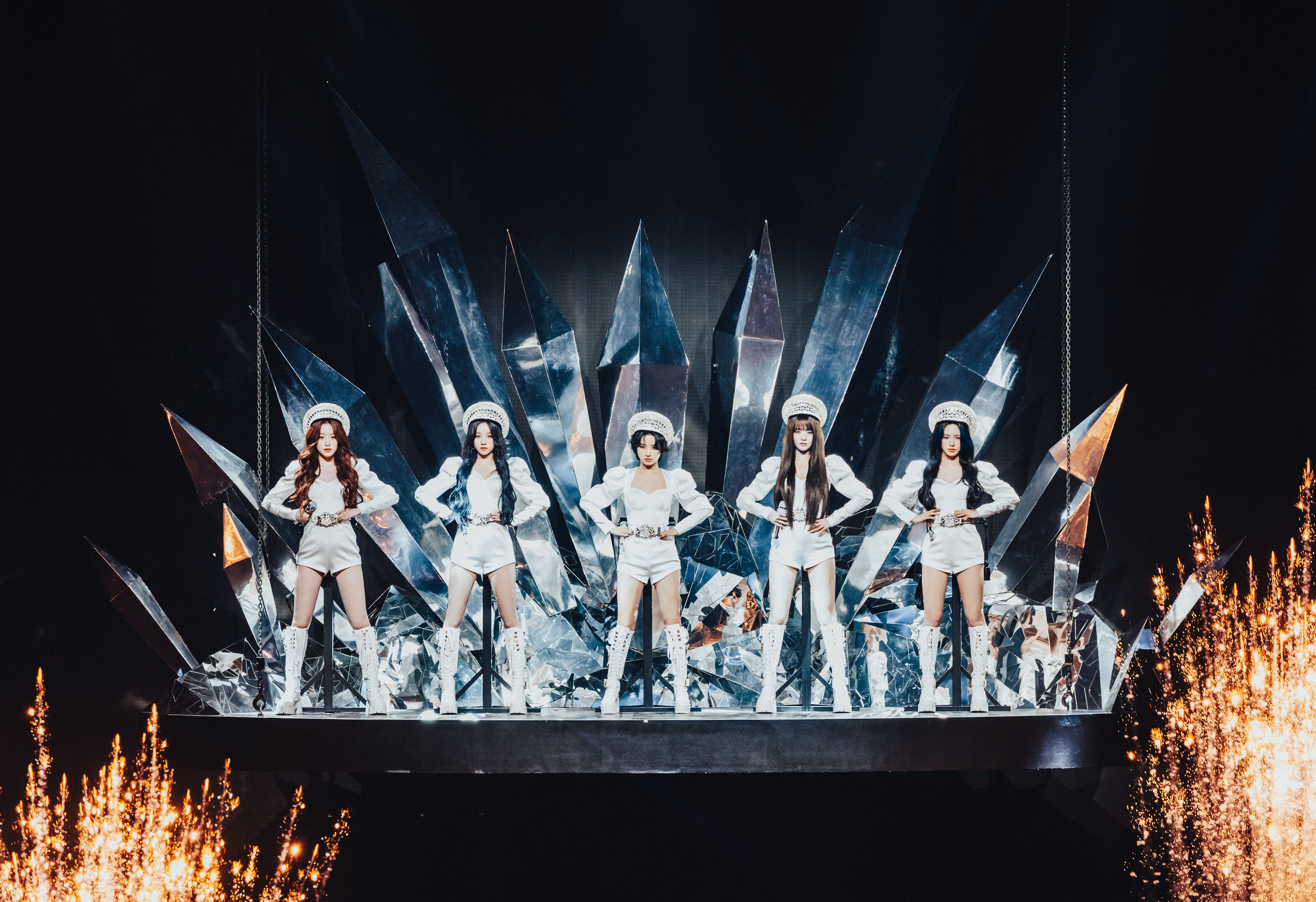  (G)I-DLE霸氣演唱〈Super Lady〉開場，立刻燃炸。（KKLIVE提供）