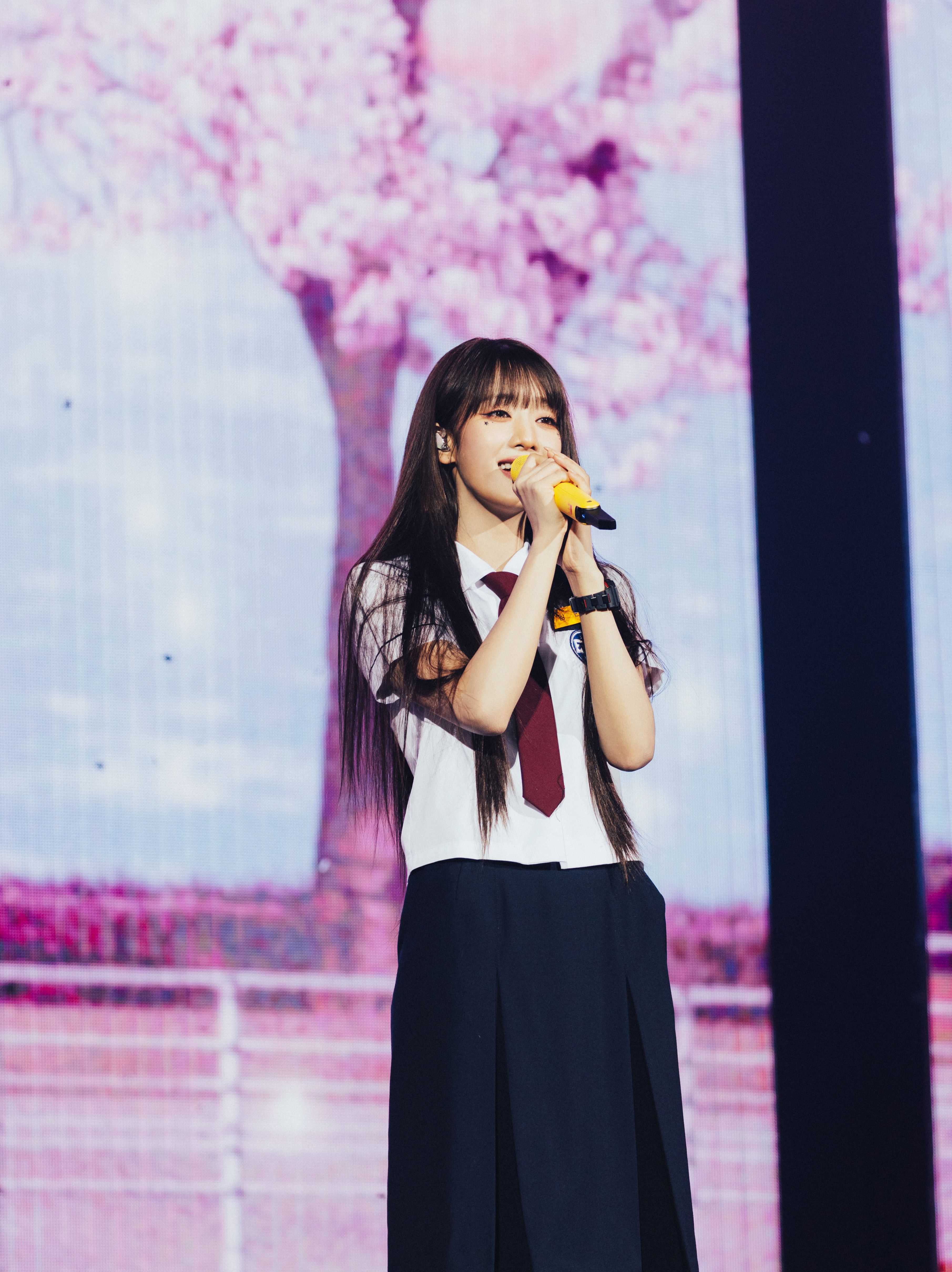  (G)I-DLE霸氣演唱〈Super Lady〉開場，立刻燃炸。（KKLIVE提供）