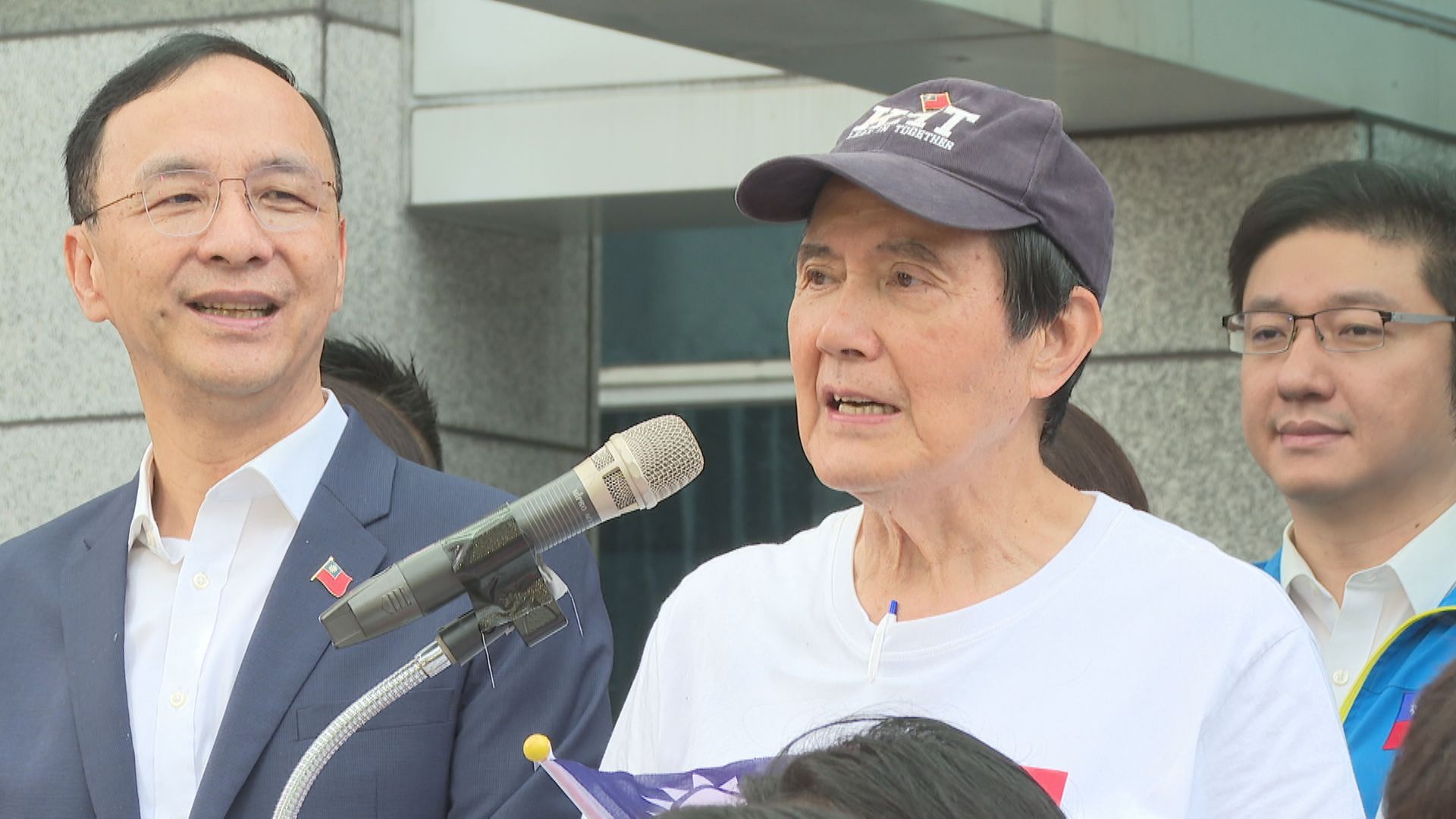 馬英九赴中稱「媽祖不愛台獨」 綠委批配合中共操作、褻瀆神明