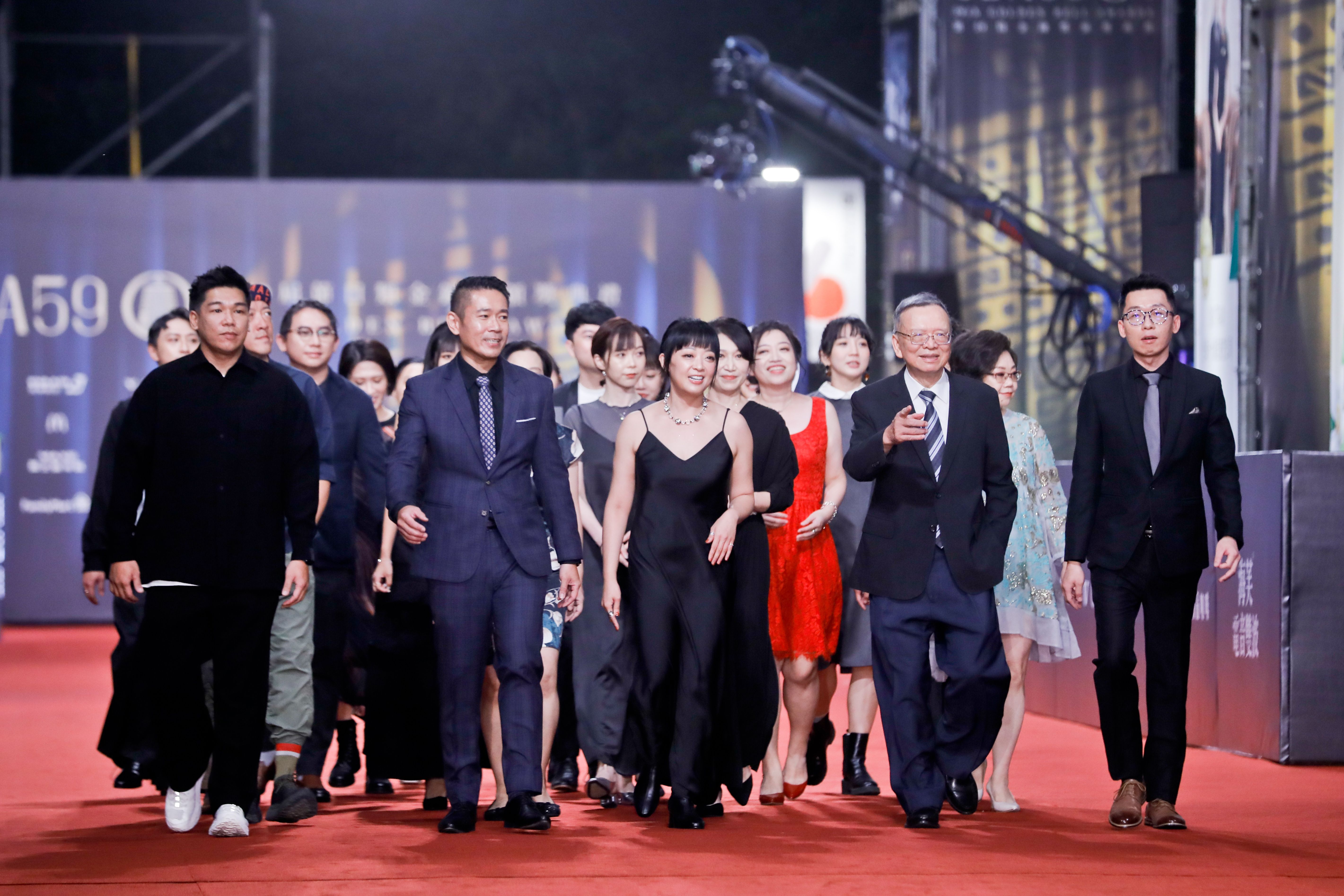 【金鐘59】鏡電視入圍6項大獎 董事長鄭優帶領製作群星光大道享榮耀