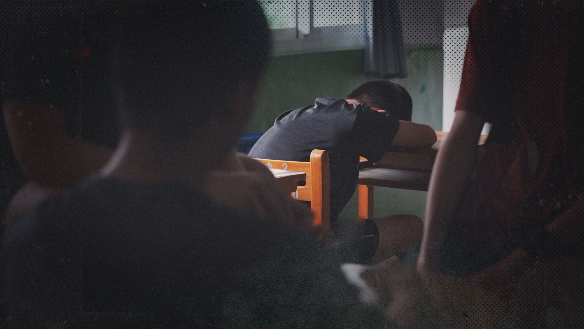 因兒少法限制， 案例難找、呈現難度高，但鏡電視仍希望探討霸凌議題，試圖推倒這座無形的高牆。