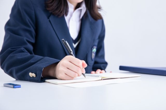 高中主任私傳學生照問「要看妹子？」　桃園市教育局啟動調查