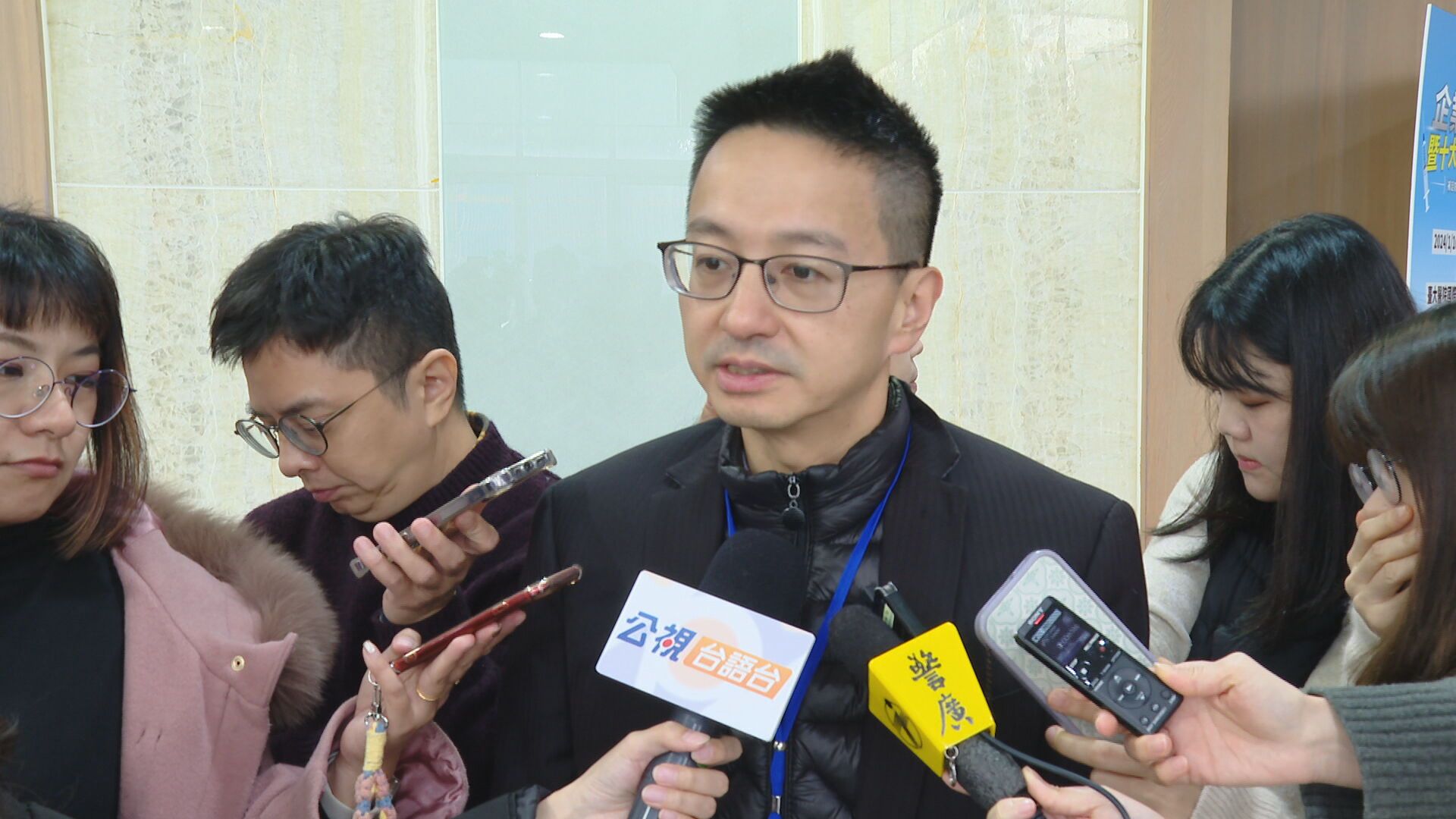 羅一鈞跪求別刪防疫預算　被爆為防疫拒任政院發言人：珍惜守護神