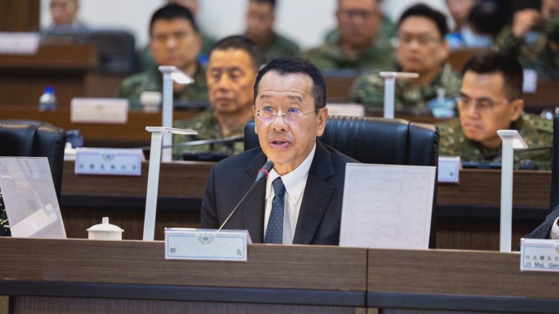 有中國身分證台灣役男仍須當兵　國防部長：不從事機敏工作