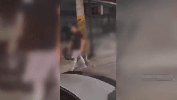 尋仇？屏東市區深夜爆槍戰　5人中槍送醫