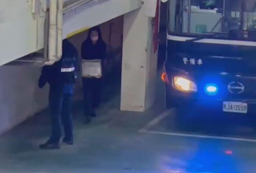 應曉薇不認收賄「柯文哲是沒溫度的人」　盼交保回家照顧高齡母