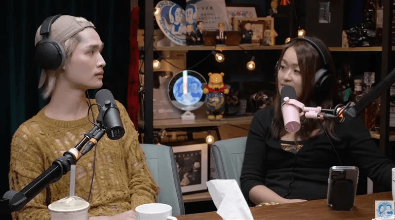 鍾明軒「自稱Chinese」理由奇葩　網抓包出國多次喊Taiwan