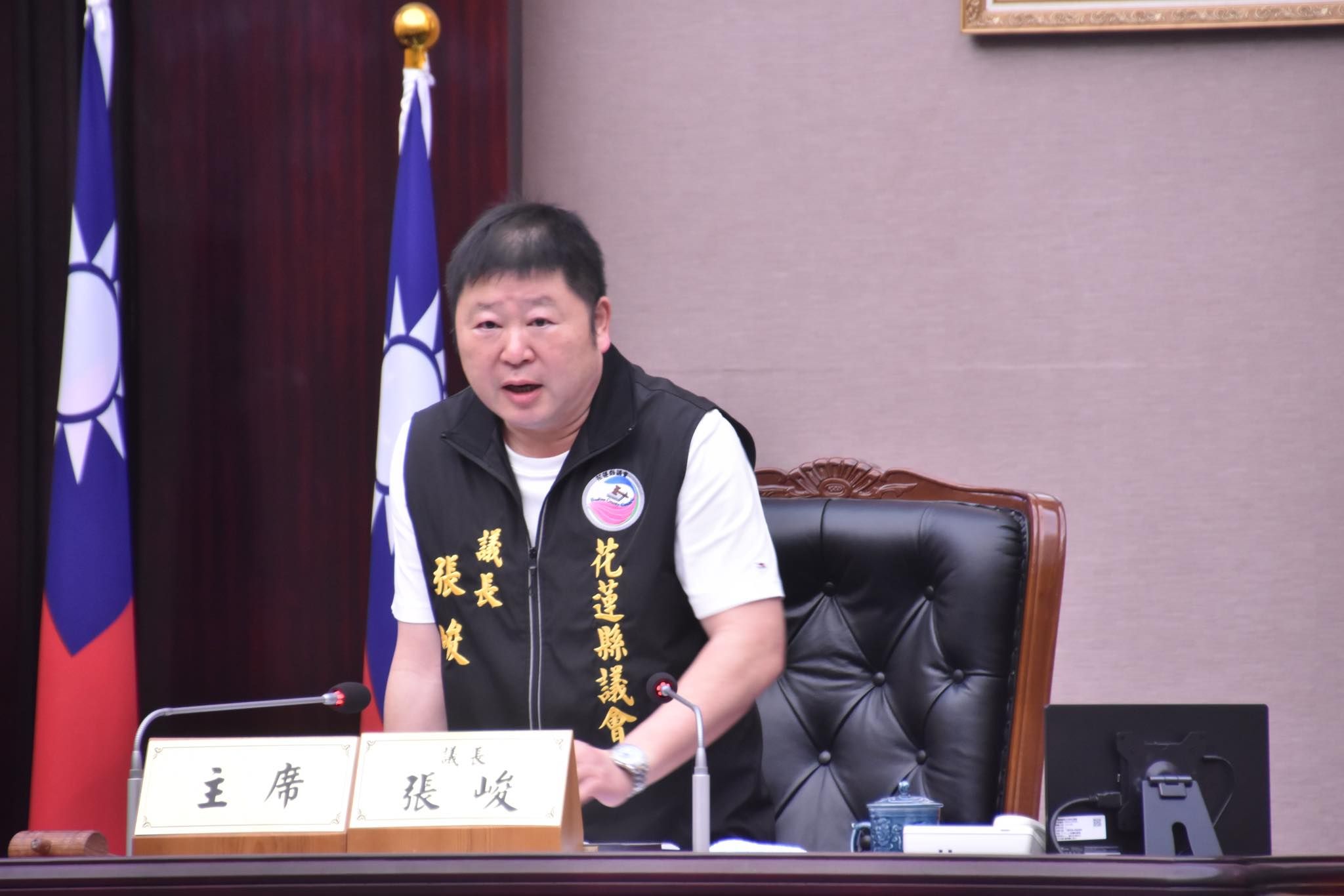 遭傅崐萁抹黑被迫退黨　花蓮議長拋震撼彈「拔傅救國民黨」