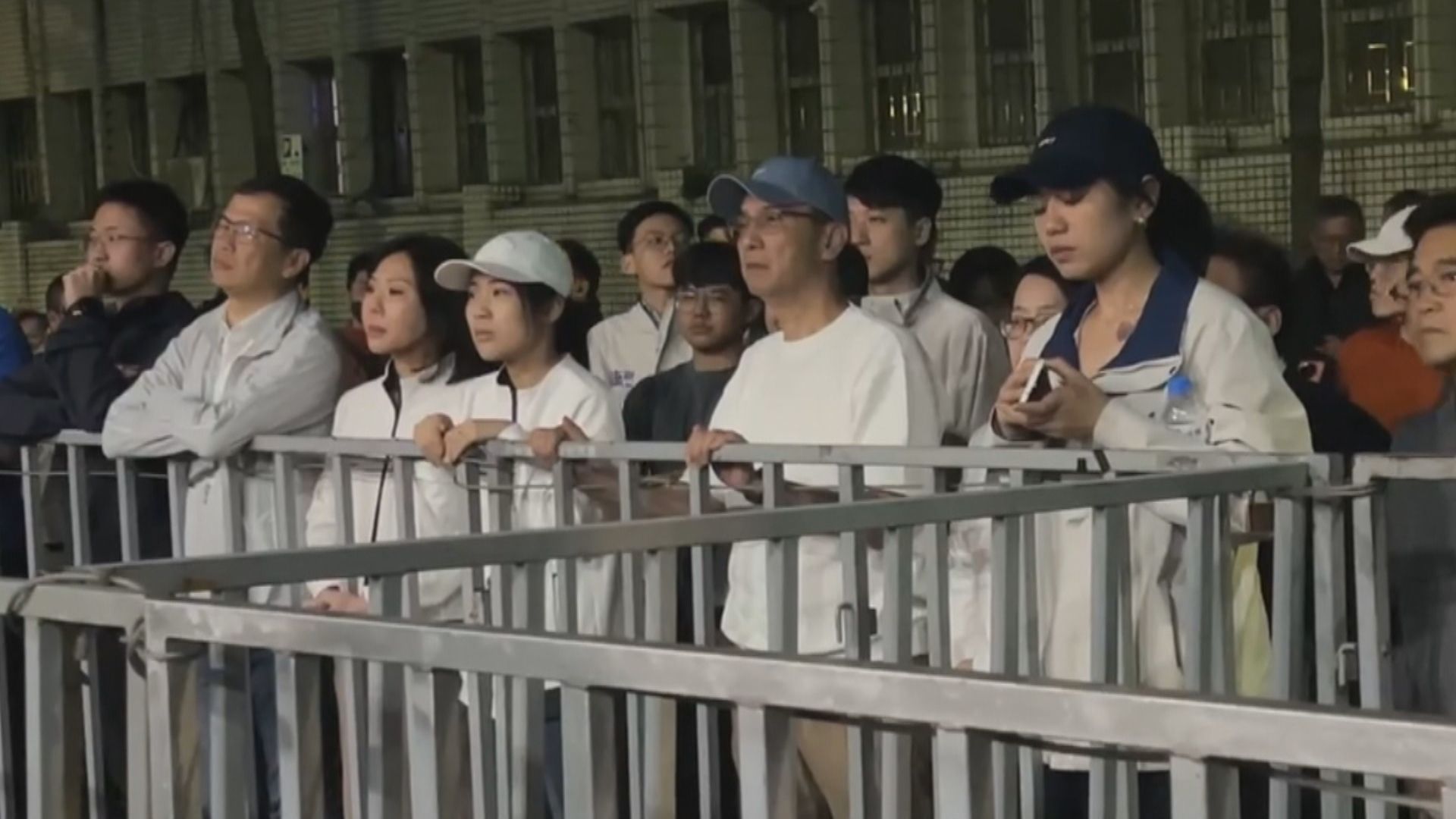 黃呂錦茹等4人遭聲押　朱立倫再發集結令：下午羈押庭全力抗戰