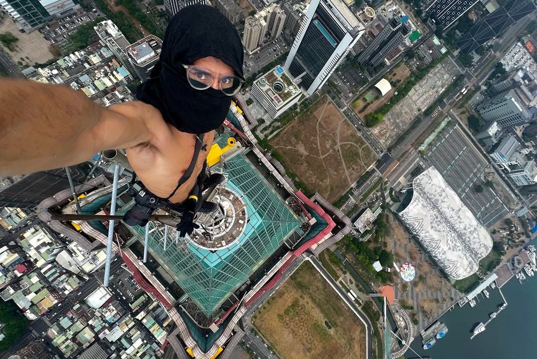 極限玩家攀登高雄85大樓曬攻頂照　涉違法警方要查了