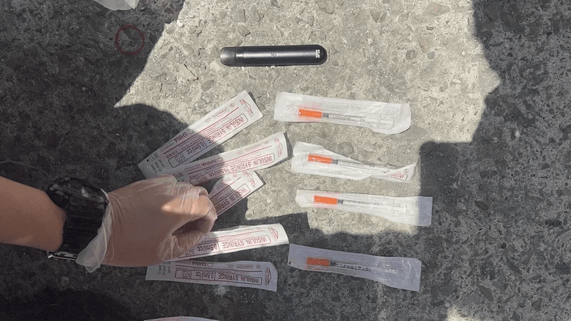 北斗分局在蕭男車輛查獲毒品及施用器具。（警方提供）