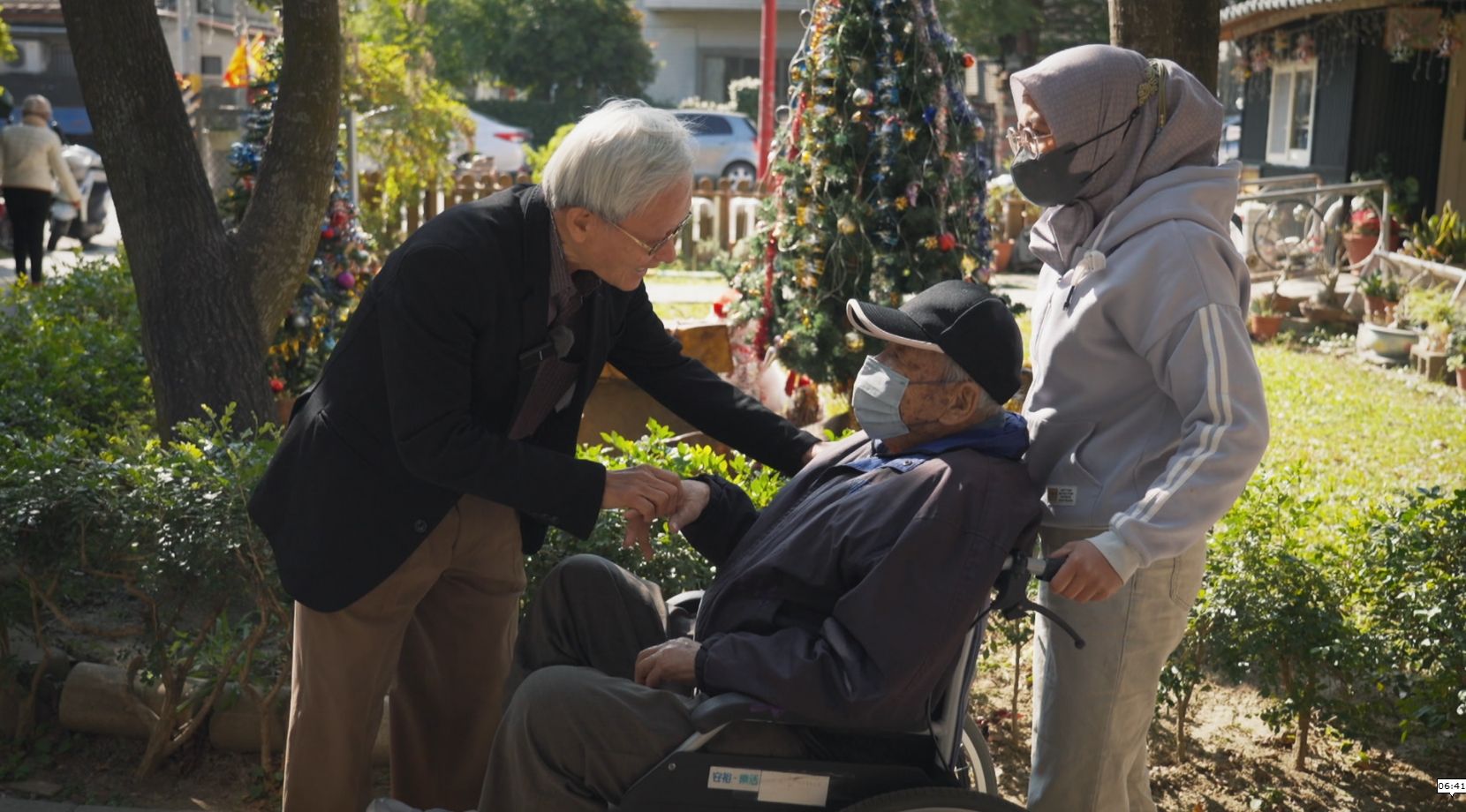 《長照3.0孤獨不再》內容探討台灣在2025年進入超高齡社會後，即將上路的長照3.0是否足以因應。