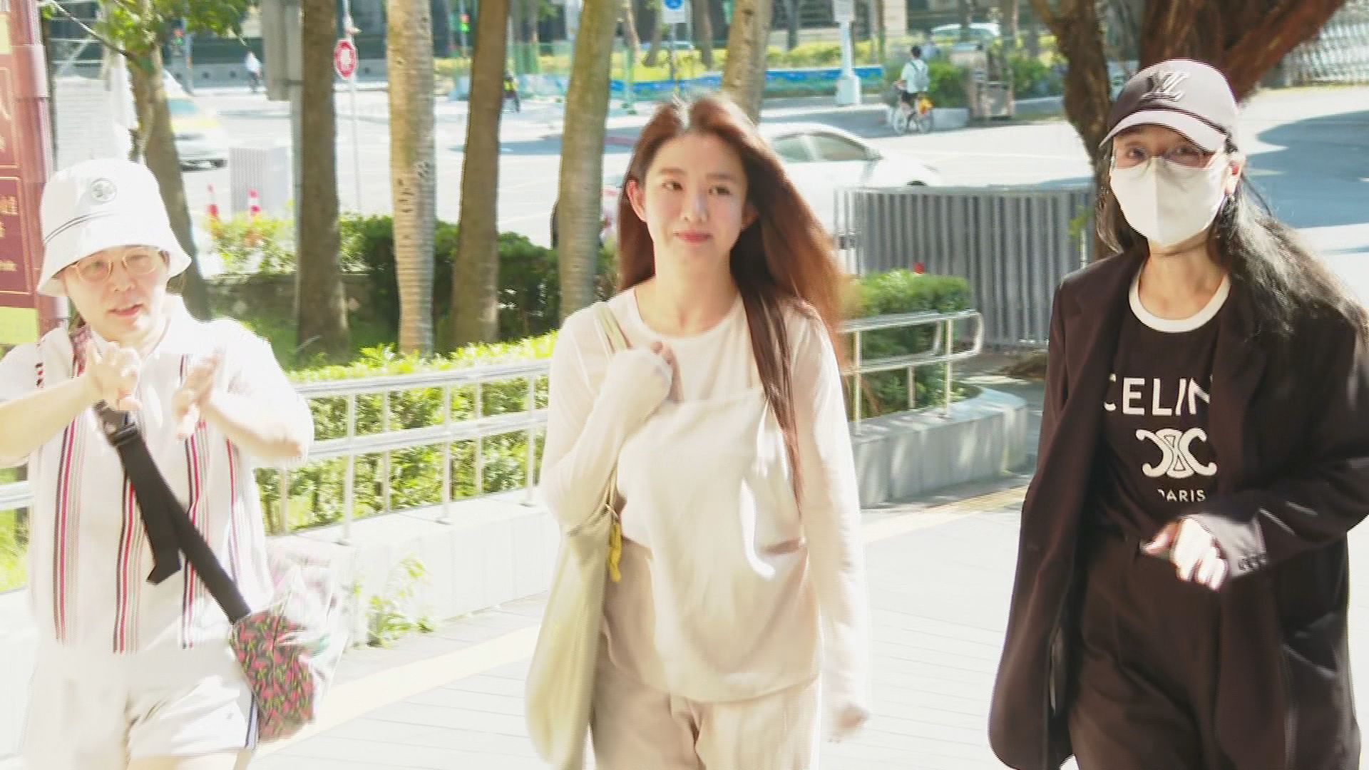 郭書瑤被控「惡鄰」欠管理費、撕公告　道歉1年後提告大樓主委