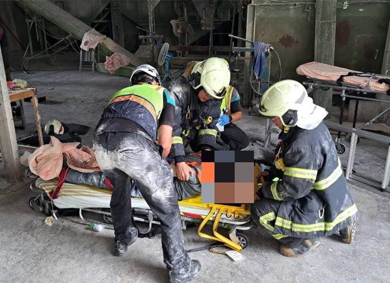 彰化孝子「跌進粉碎機」傷重不治 母哭到癱軟:我的心肝囝仔