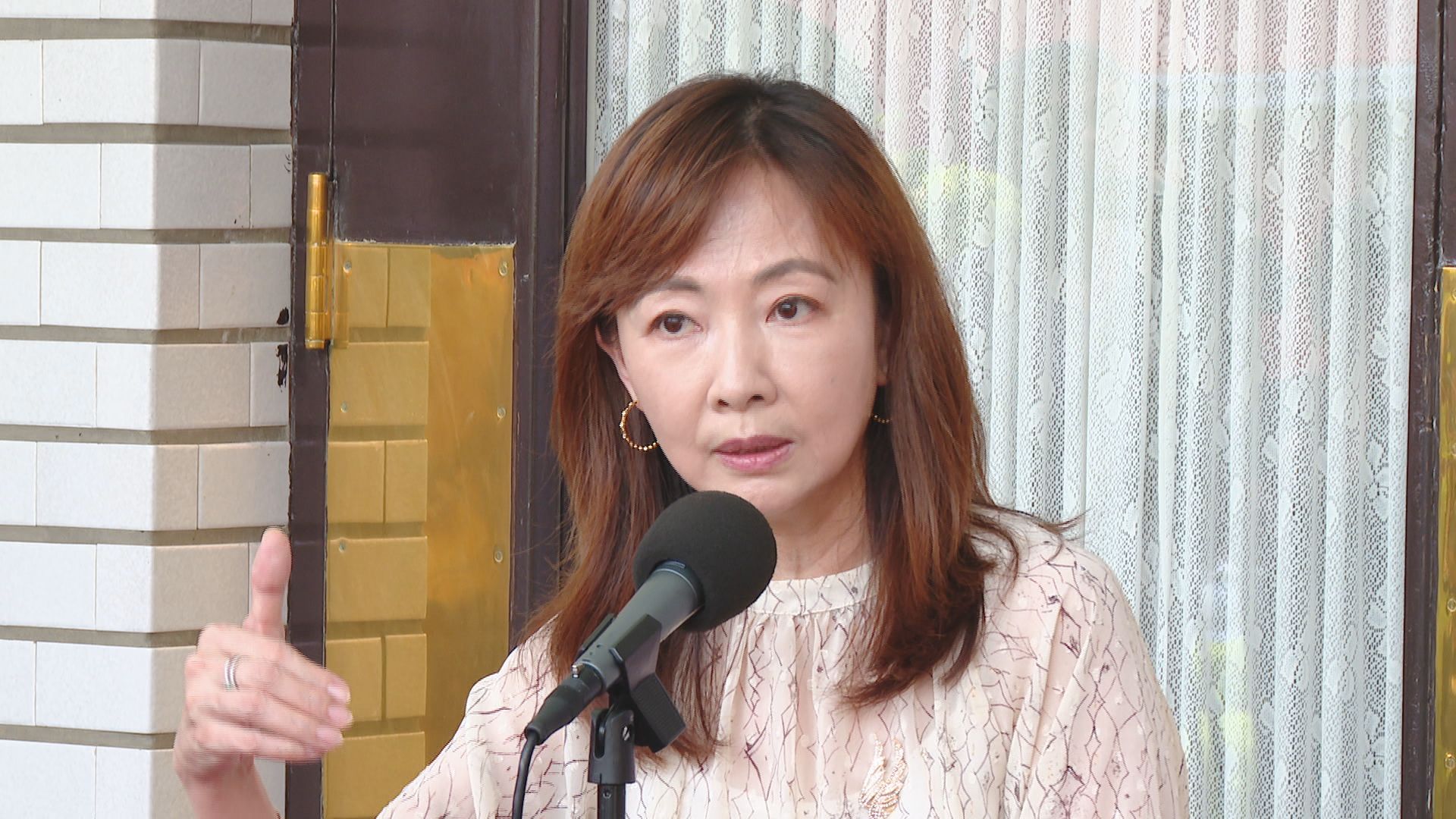 夫赴中設分公司遭控「賺紅錢」　郭昱晴澄清：台灣公司派任