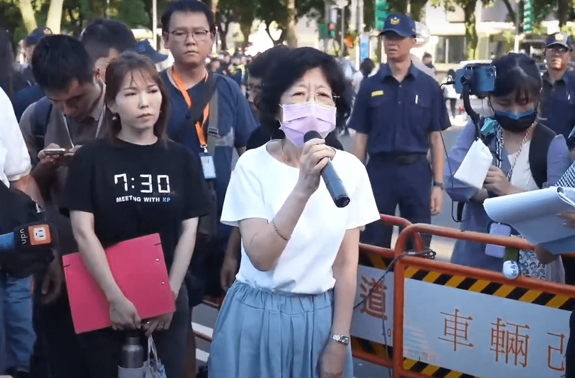 陳佩琪喊話小草投不同意票 稱罷免成功「柯文哲永遠不會被放出來」