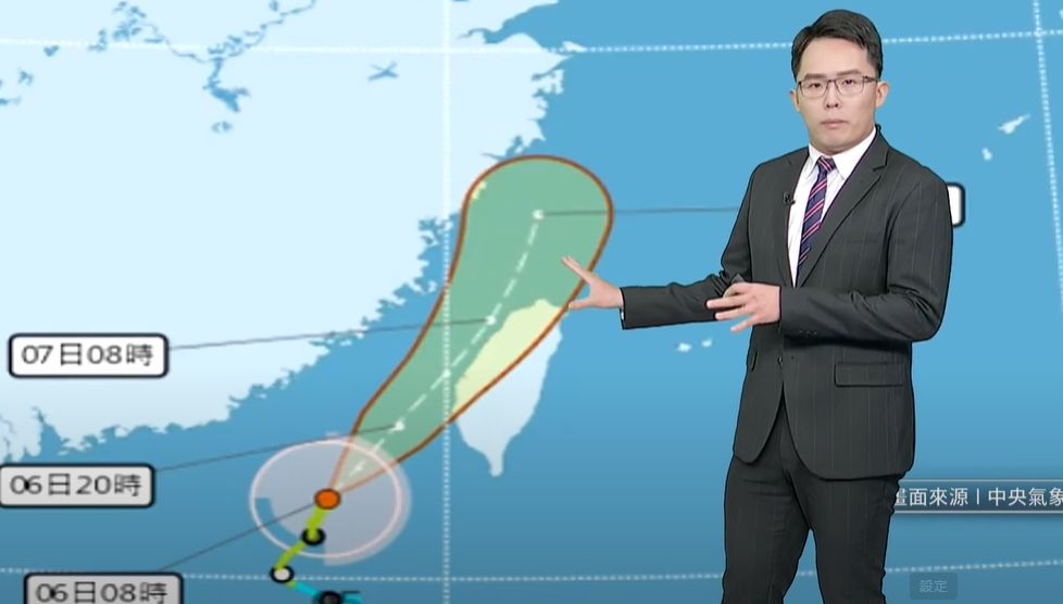 中颱丹娜絲進逼1／丹娜絲升級中颱逼近中　全台、澎湖列陸上警戒範圍