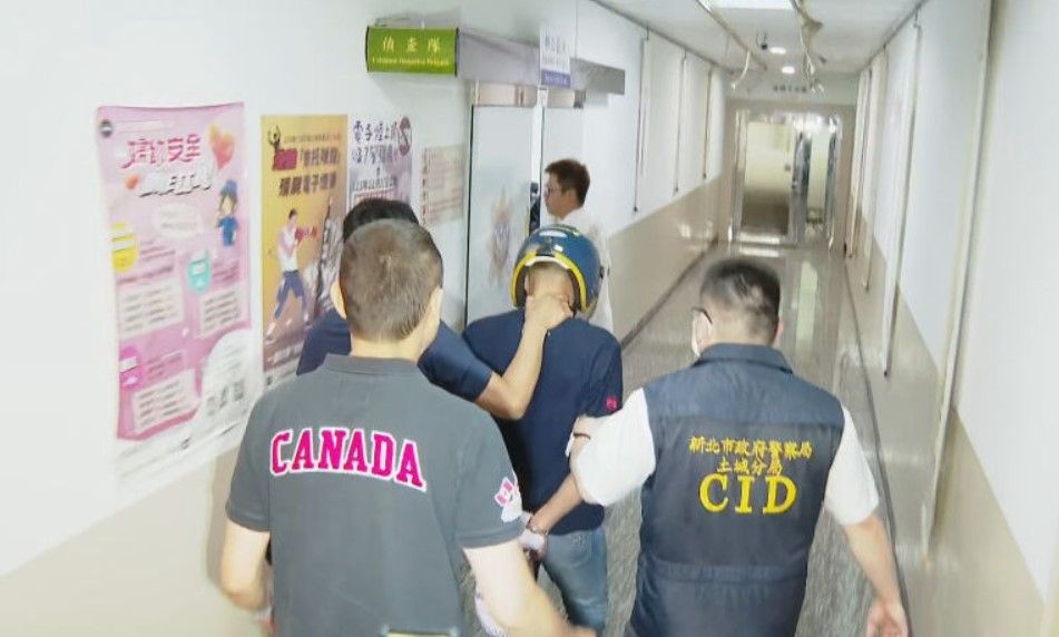 謝男已移送土城分局。(鏡新聞)