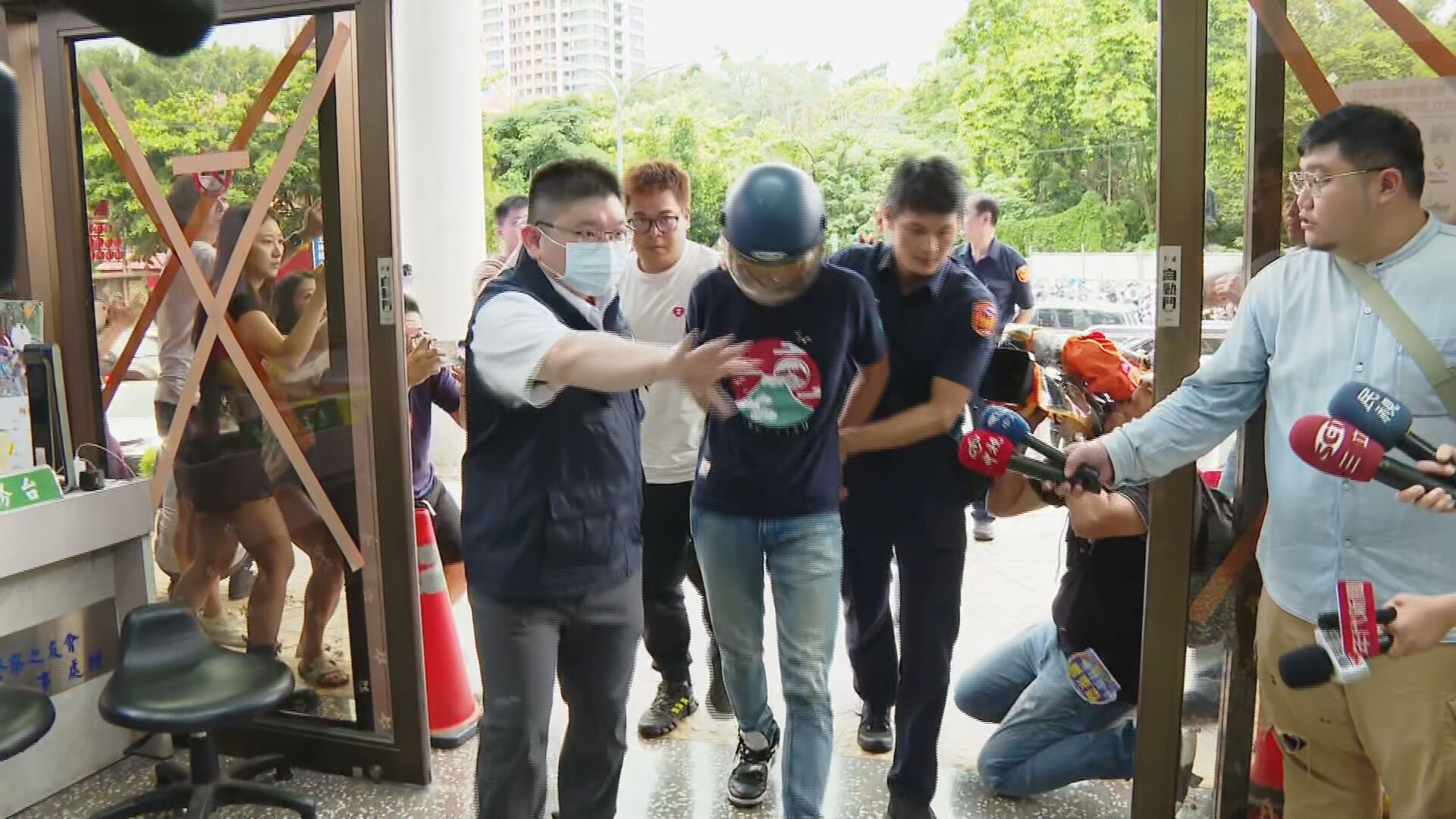 土城家暴男當街砍殺護理師 李進良遺憾「會幫忙處理員工後事」