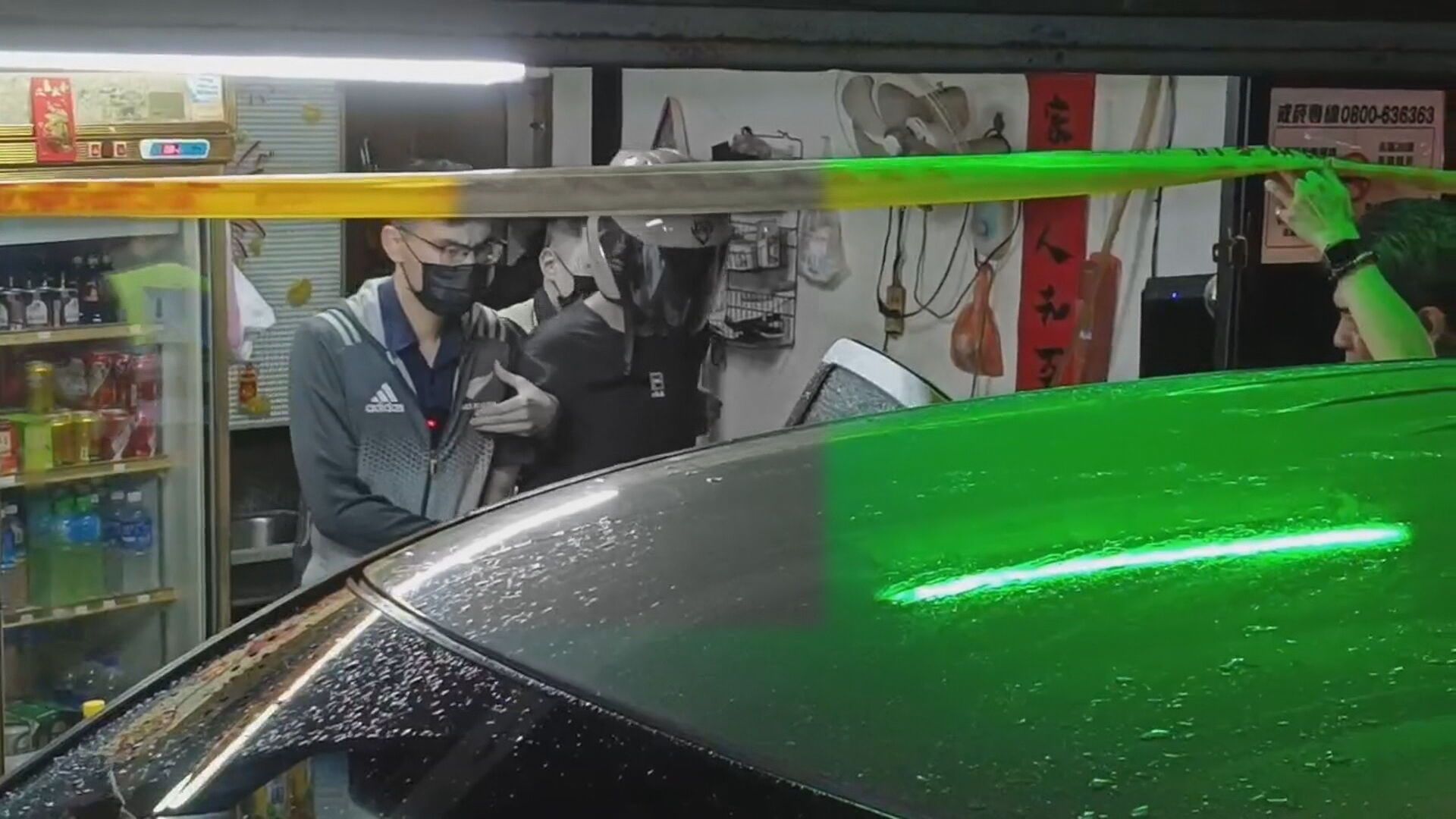 警方掃毒意外抓到未成年少年伴屍，破獲命案。（畫面經變色處理）