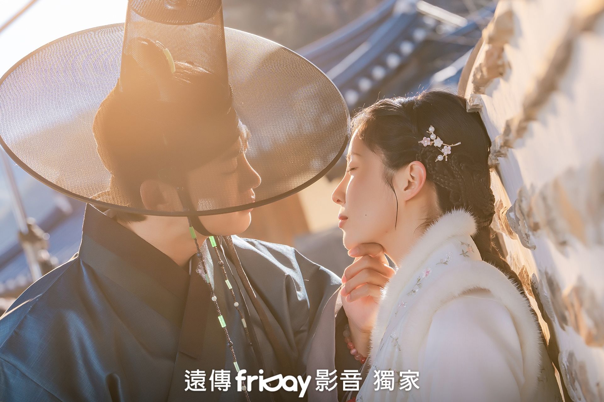 由玉澤演、徐玄主演的《我奪走了公爵的初夜》改編自同名人氣網路漫畫。（friDay影音提供）