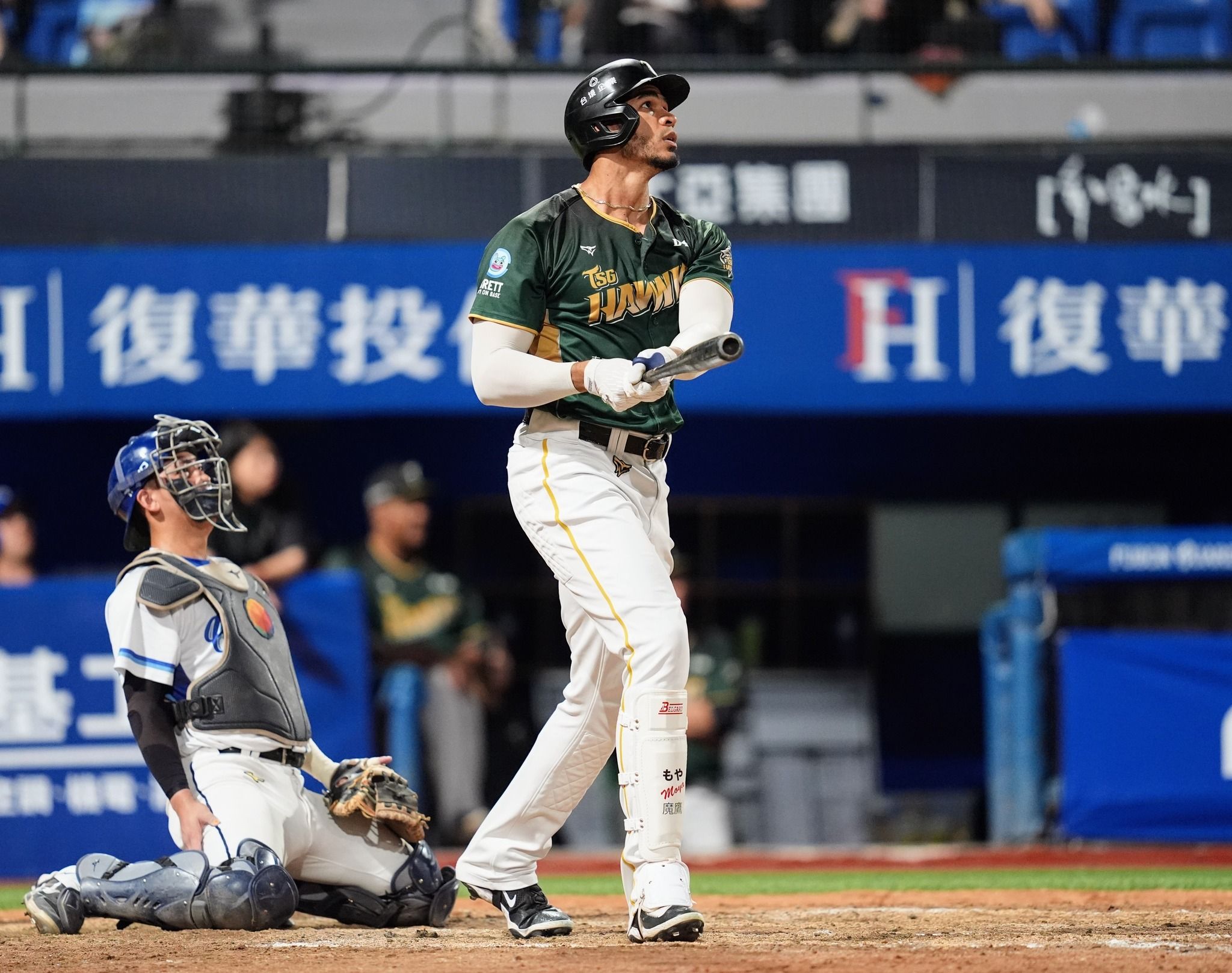 中職洋將魔鷹妻來台「機上已OHCA」 醫院證實登機搶救仍不治