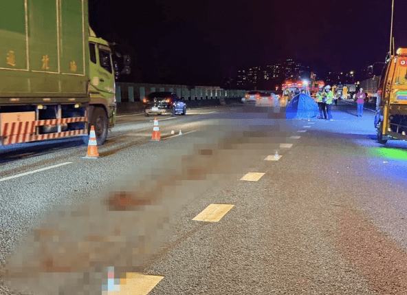 台中監理所員工開車北上　突開車門跌落「7秒內遭8車輾斃」