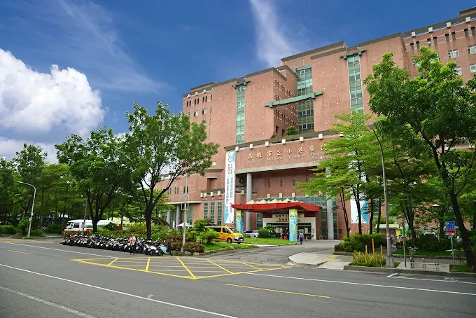 爭議連環爆！副院長馮明珠傳安排高醫董座違規醫美　小港醫院澄清