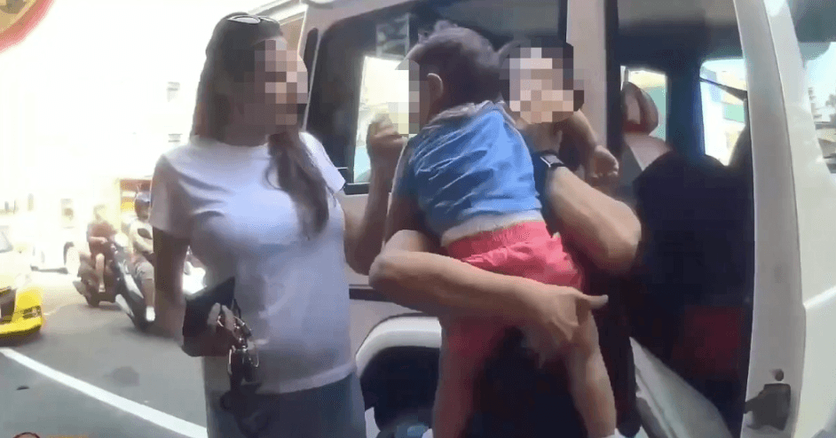 誤把1歲孩反鎖車內「頂高溫爆哭」母急壞 警破窗千萬大G救出