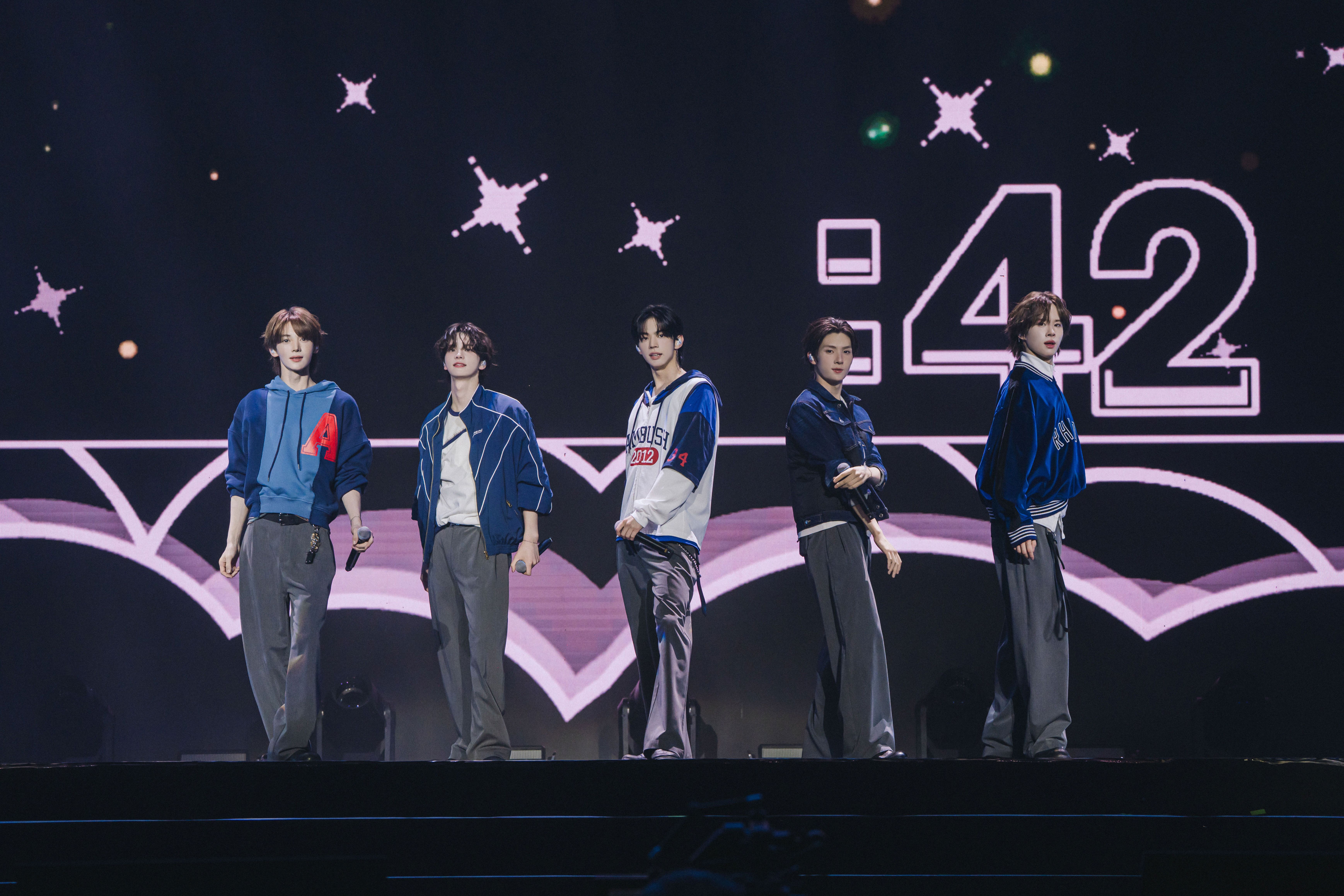 TWS 高雄巡演最終場完美落幕 成員甜蜜告白「和我結婚吧」