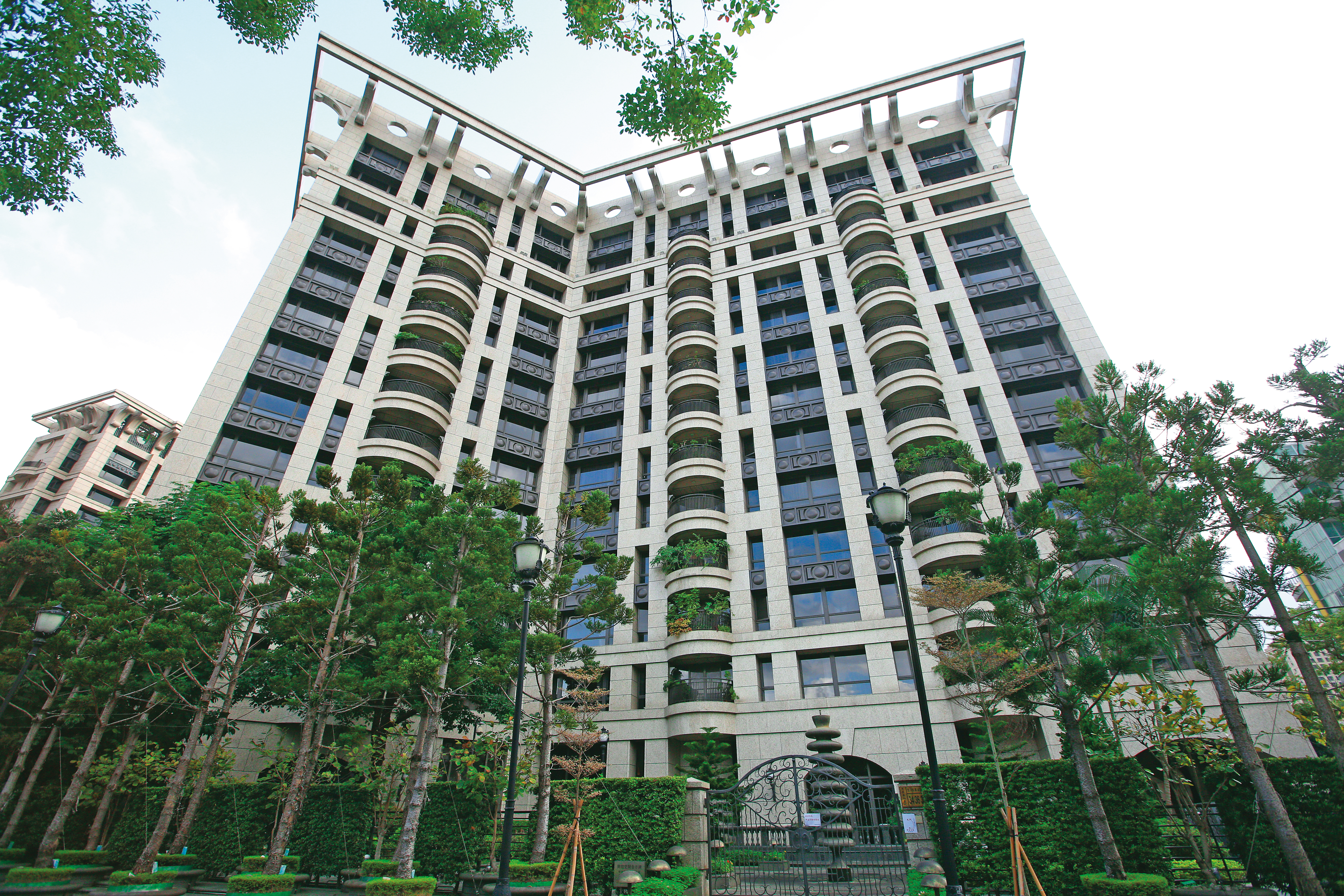 S媽目前所住的國家藝術館,傳出大S生前有拿去抵押貸款借給汪小菲。