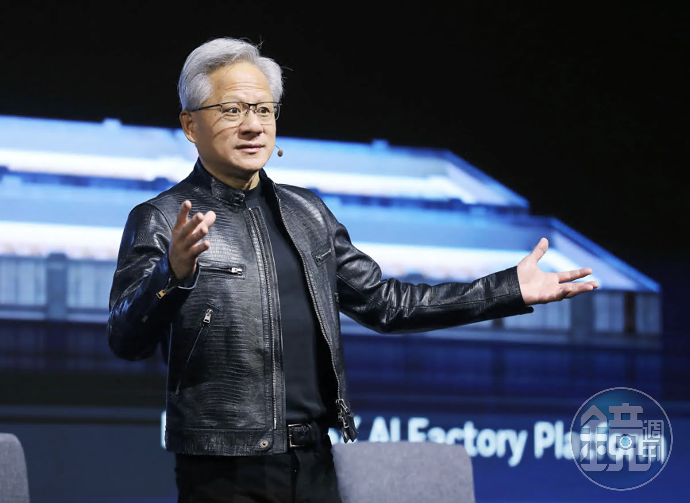輝達(NVIDIA)執行長黃仁勳認為,AI和多數產業一樣終將面臨泡沫化,但短期內不會發生。