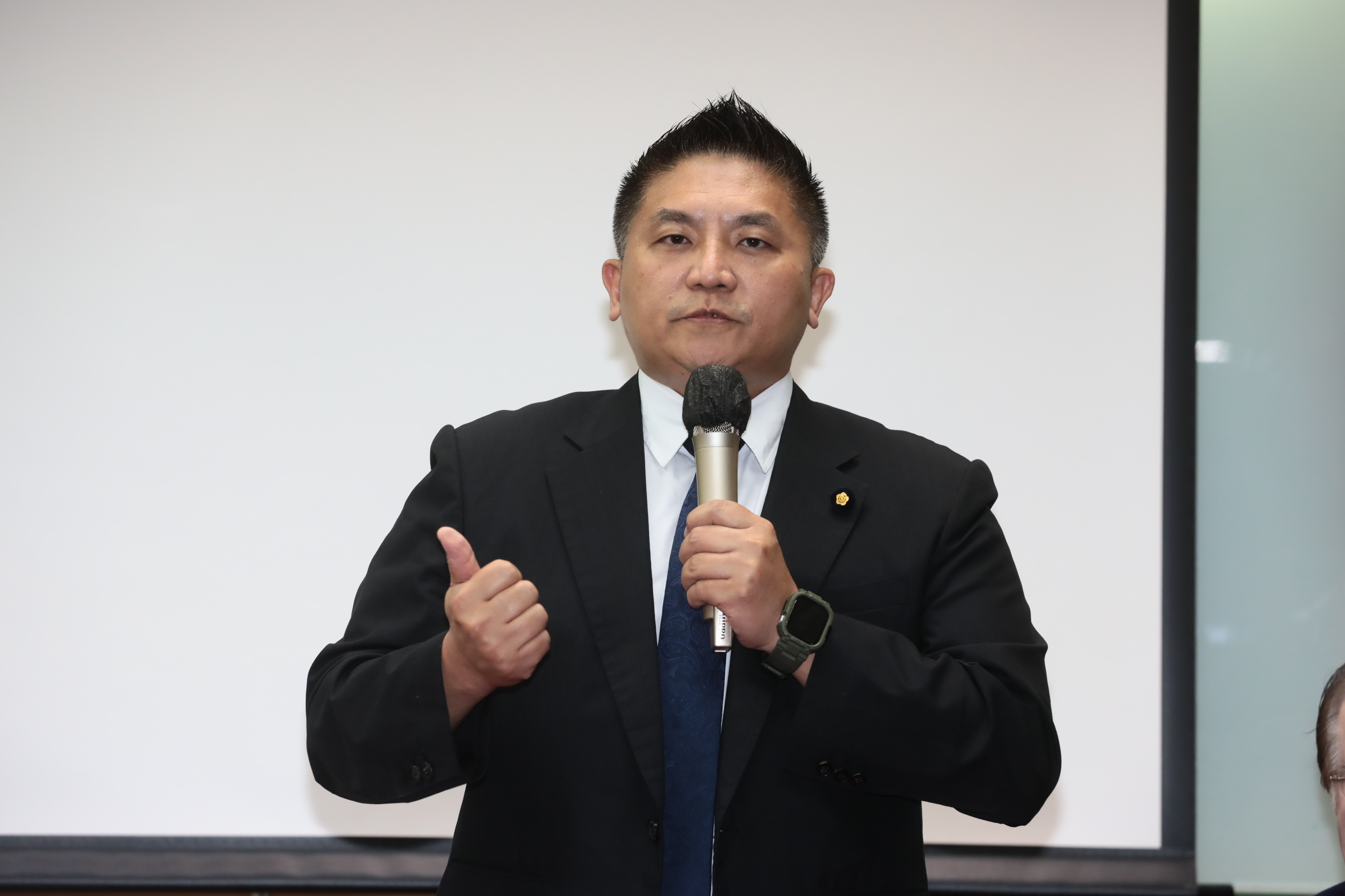 國民黨立委翁曉玲提出修正《刑事訴訟法》第108條「縮短羈押期限」,結果同黨立委吳宗憲並不力挺。(鏡報林煒凱攝)