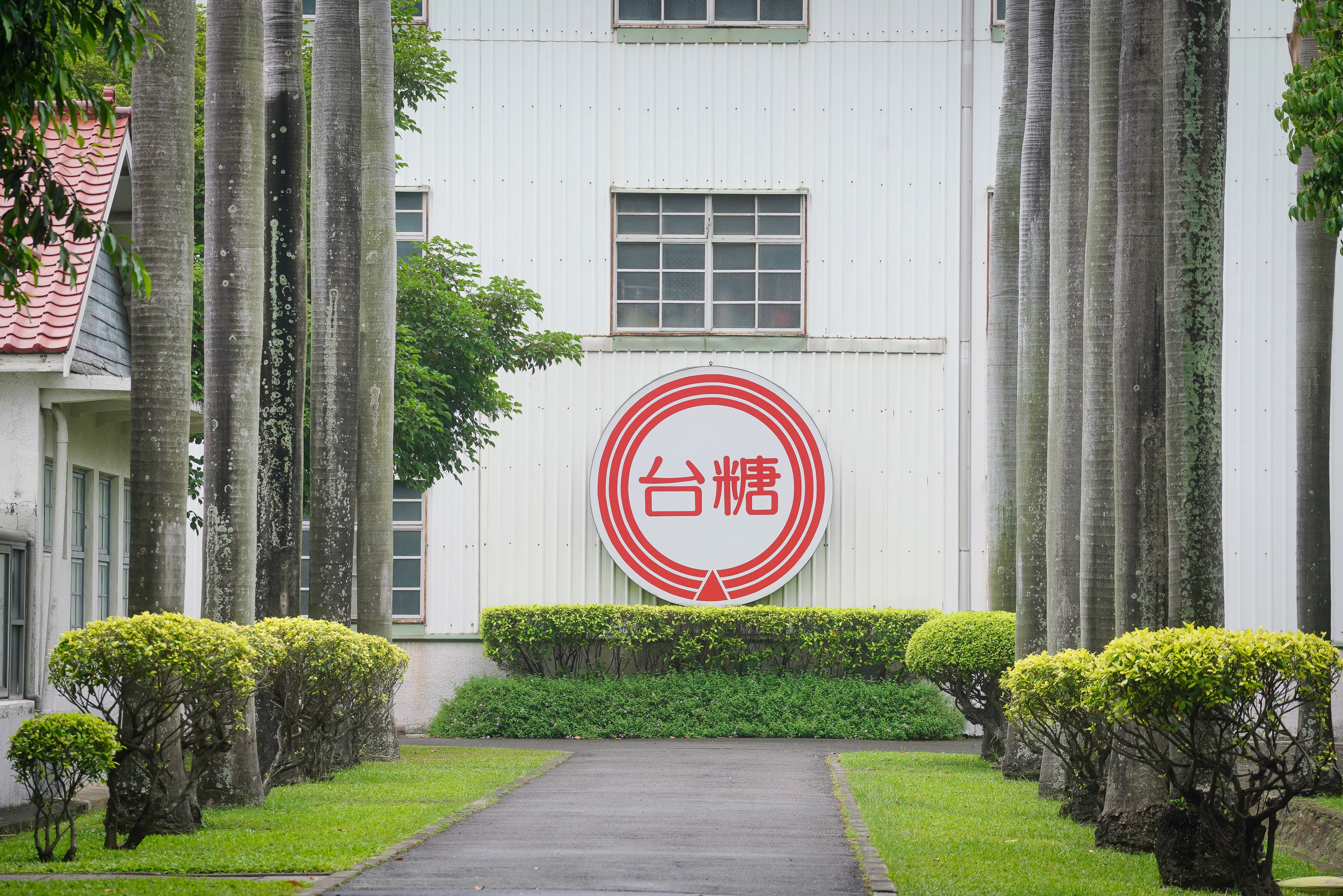 致癌油案燒出新進度！　經濟部4度發文護台糖「沒通報義務、高標準乖寶寶」臉書被灌爆