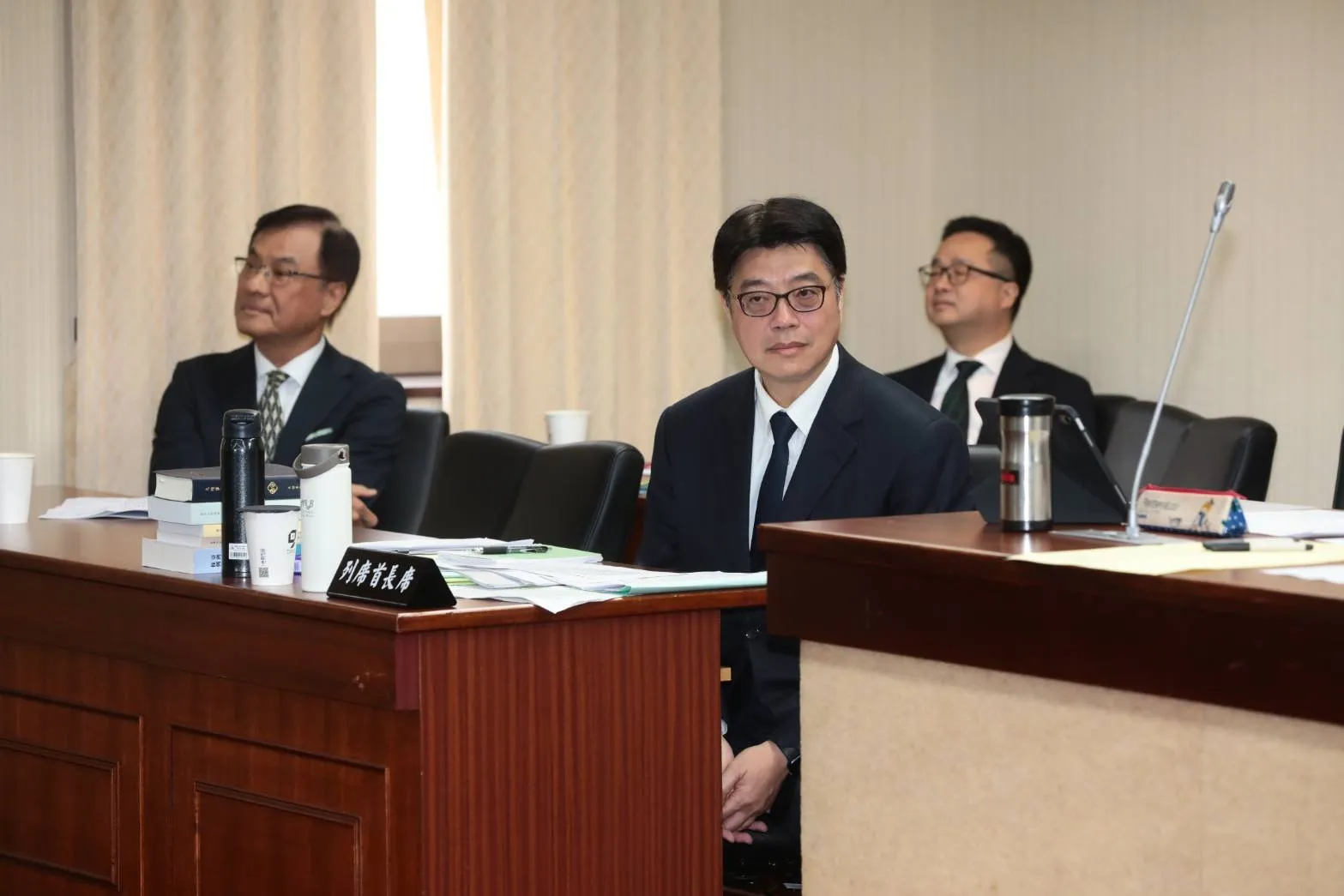 饒慶鈴錄影參加海峽論壇　邱垂正：移民署認為涉違法