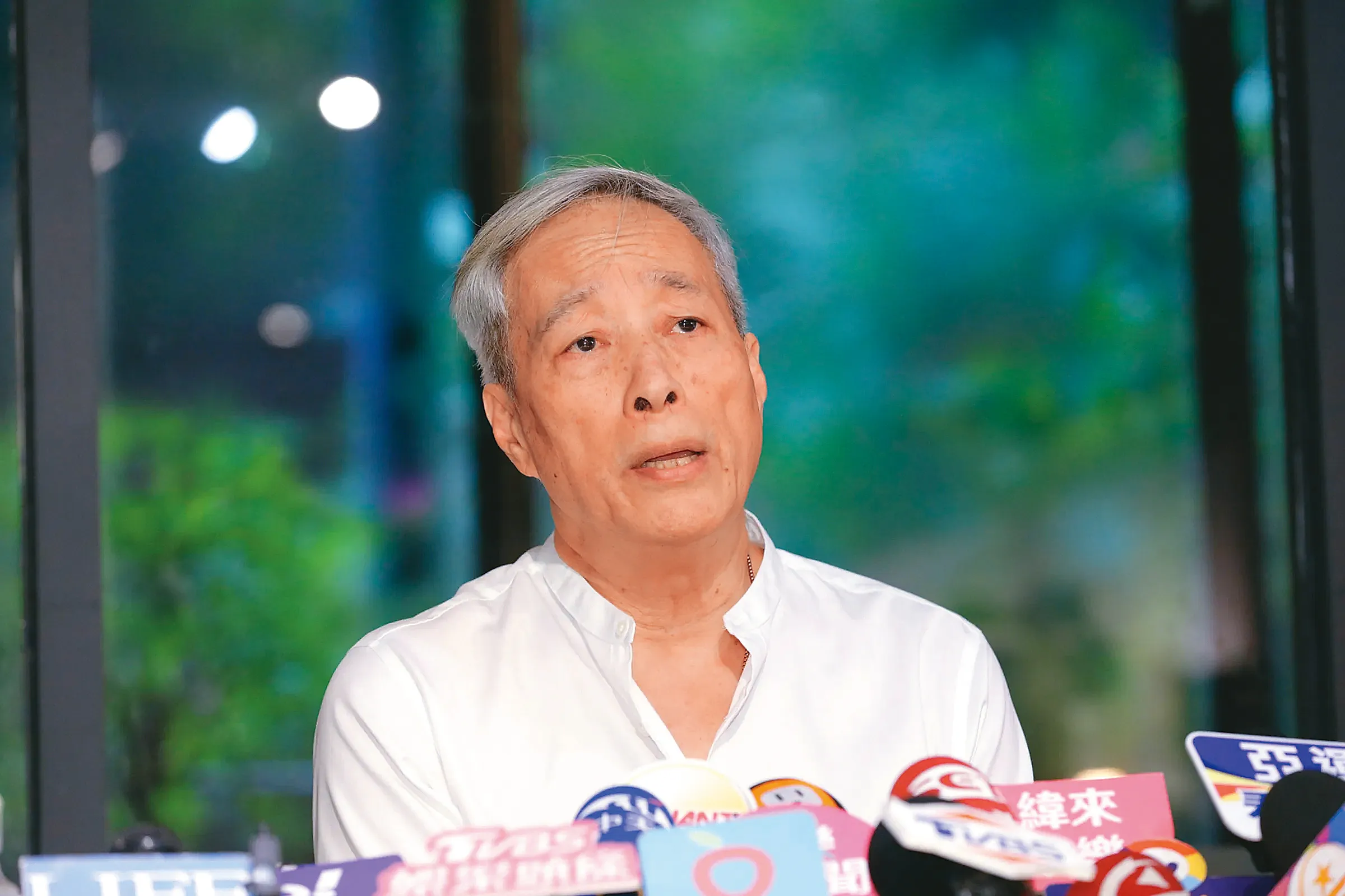 小24歲女友遭控涉1100萬元詐騙　男星駁斥護愛到底
