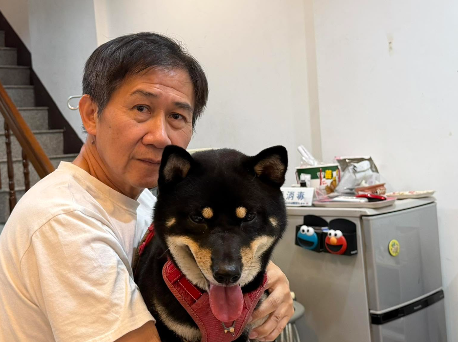 陳文彬認為現在的心情就像被狗咬到。(翻攝自陳文彬臉書)