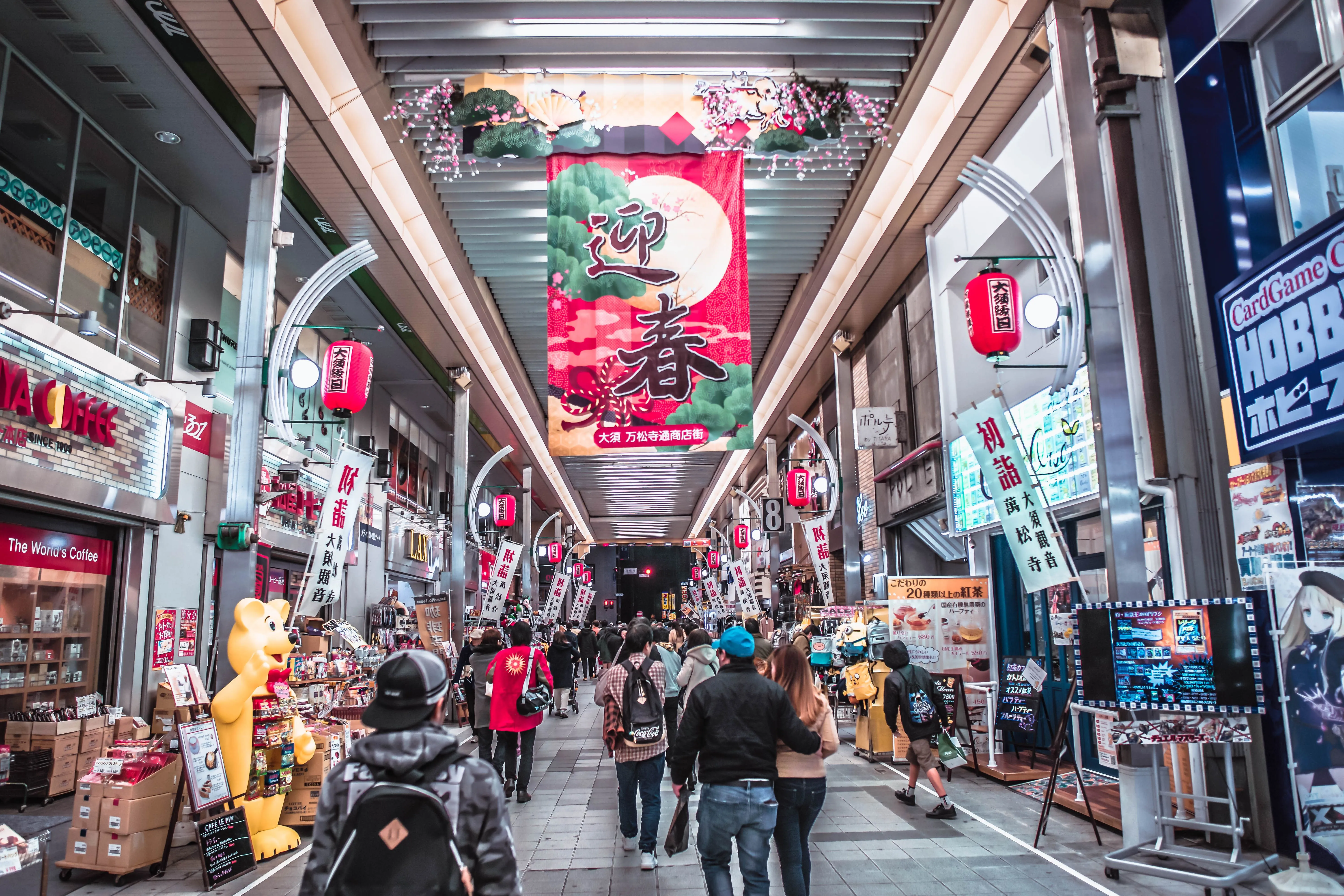 「店員當場愣住」日本購物結帳有眉角　直接遞錢恐鬧尷尬