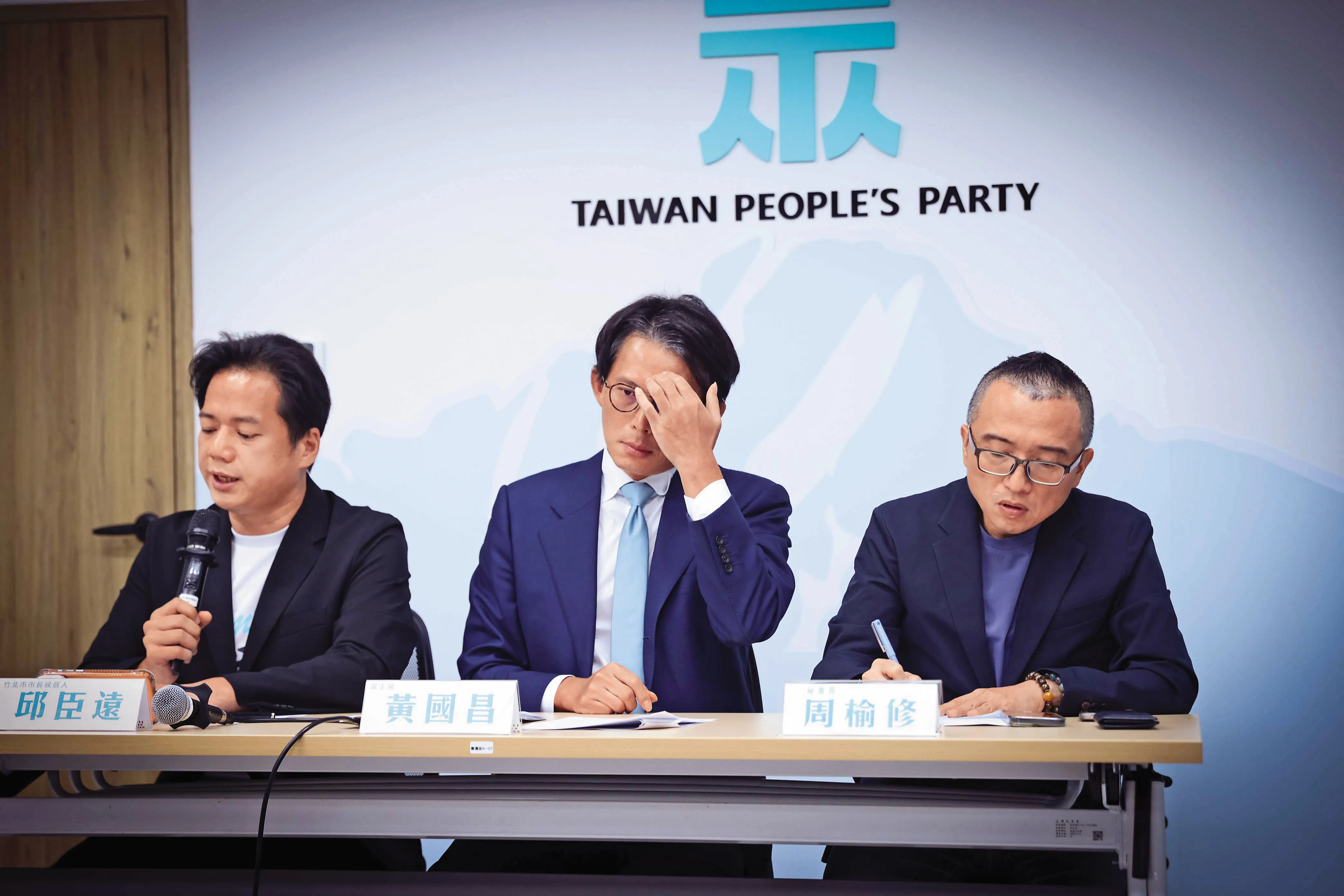 鏡觀／黃國昌的森林被國民黨燒了