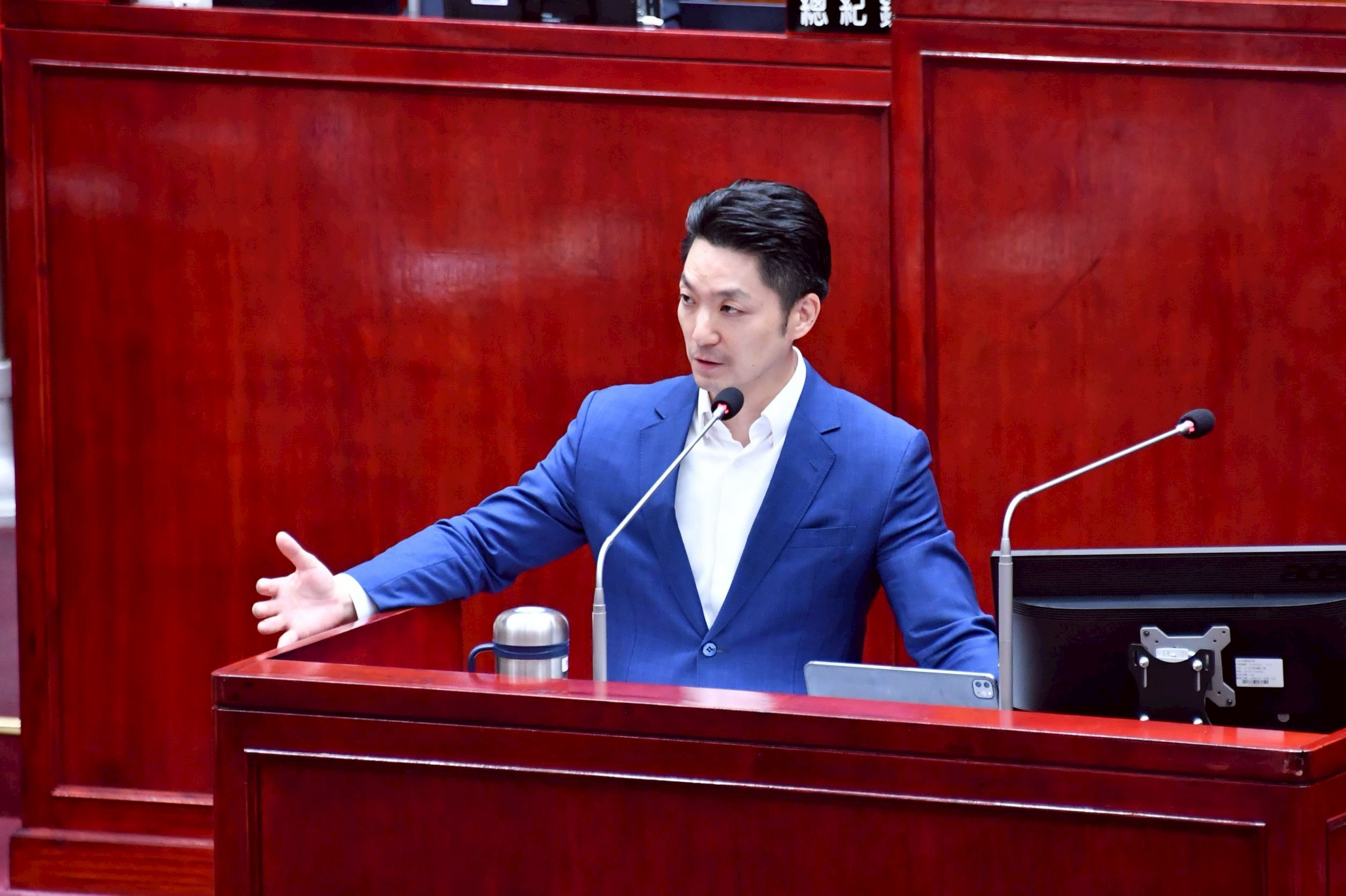 台北市長蔣萬安今日表示,由地方政府來做部分的負擔,許多地方政府都並不同意,讓人有中央請客地方買單的感覺。(北市府提供)