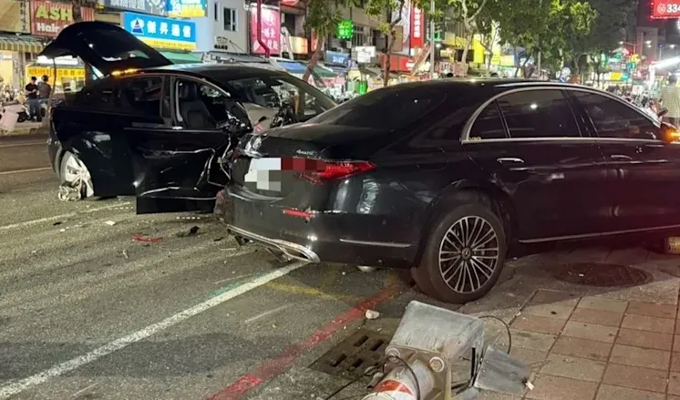 特斯拉連撞13車！他霸氣擋車救人「嘉義賓士車主身分曝光」　社群擁1.4萬追蹤