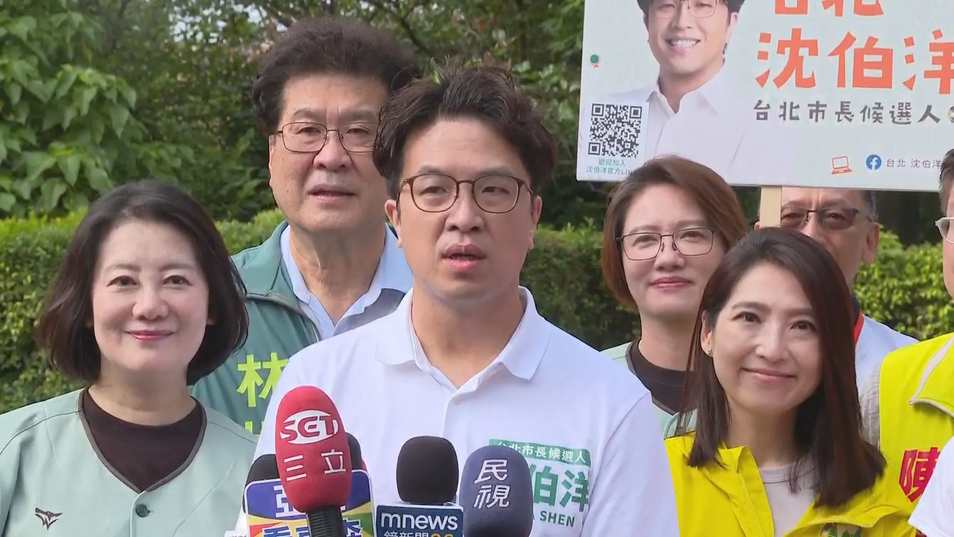 蔣萬安赴花蓮參加倒閣大會　沈伯洋笑跑去傅崐萁地盤：確實蠻嗆的