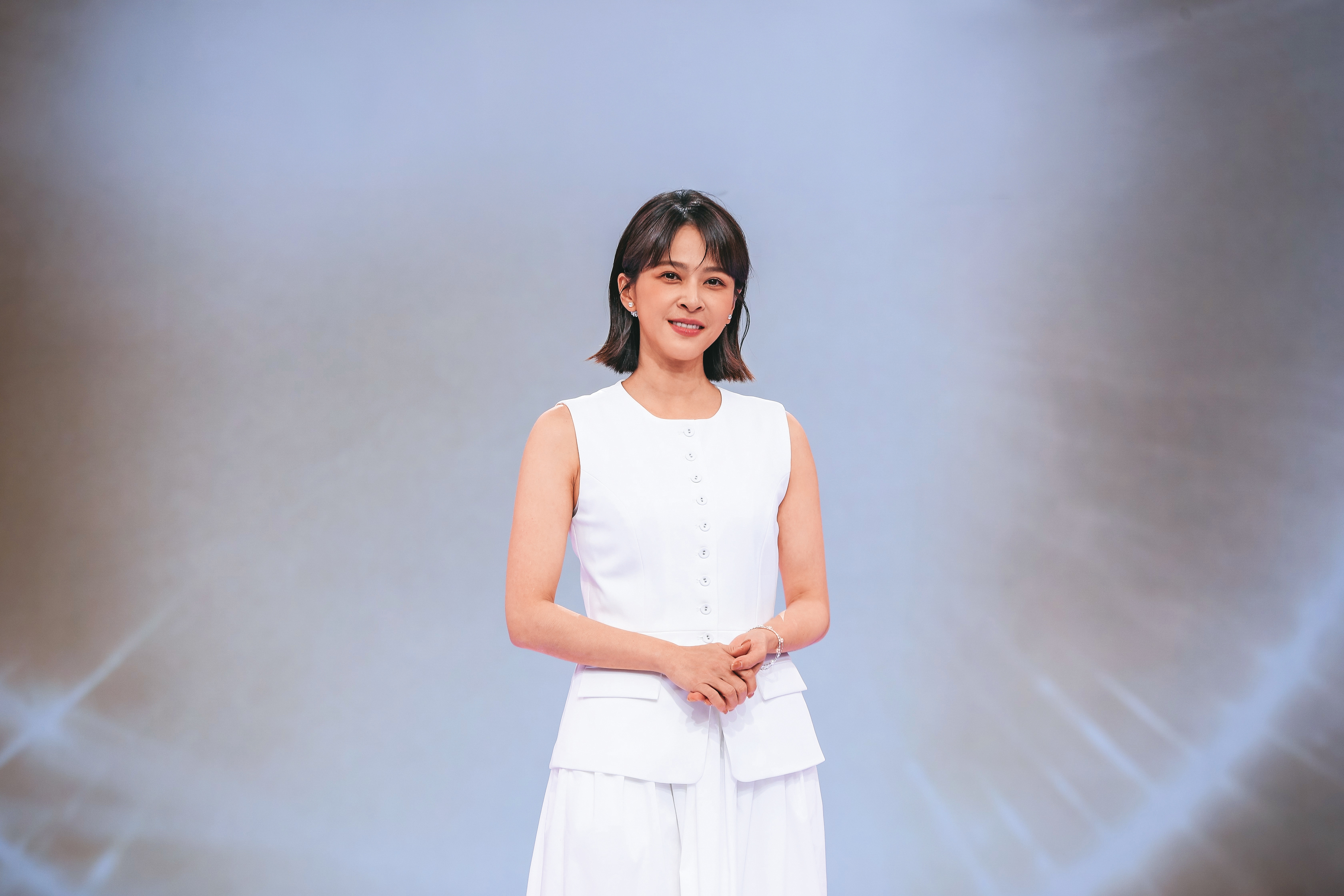 一向是健康寶寶的蘇晏霈,突因婦科問題動手術,因而在播出中的8點檔戲劇《豆腐媽媽》中消失。