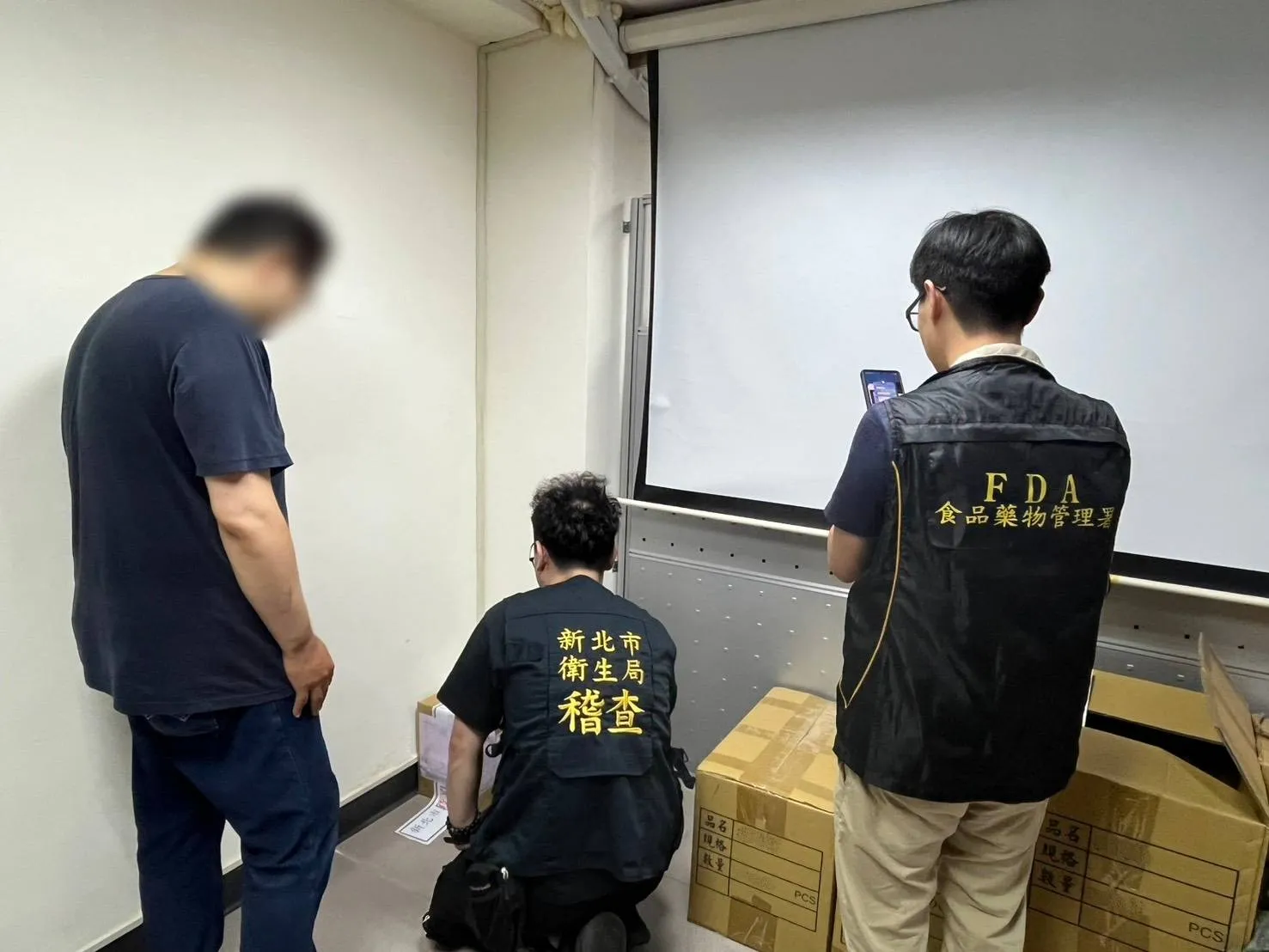 風暴擴大！又一品牌主動通報苦茶油苯駢芘不符規定　新北衛生局：已命下架